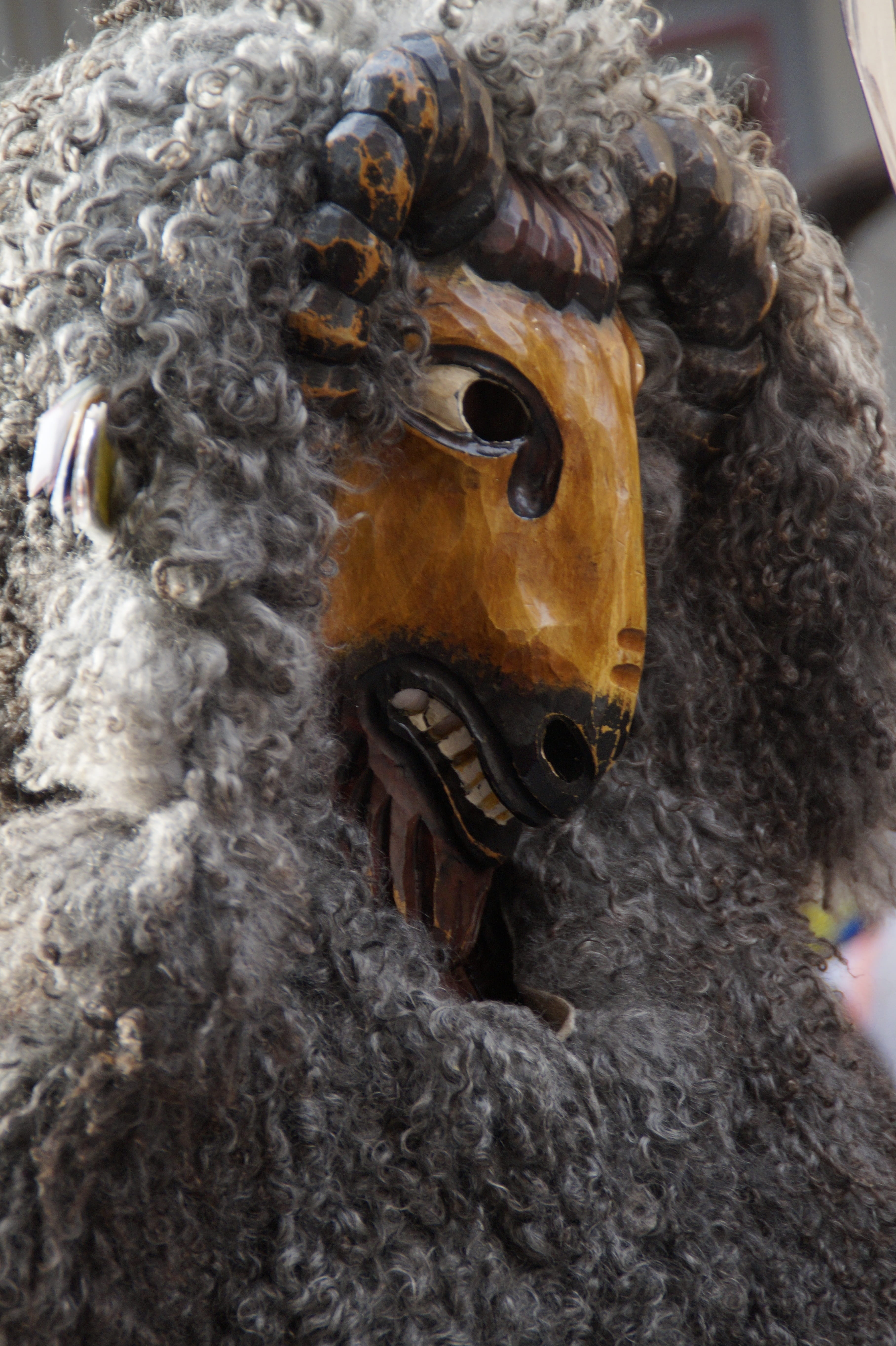 larva, germany, statue, masquerade, craft, mammal, carnival parade, wooden mask, day, baden württemberg, mask - disguise, mask, swabian alemannic, disguise, Phone HD Wallpaper