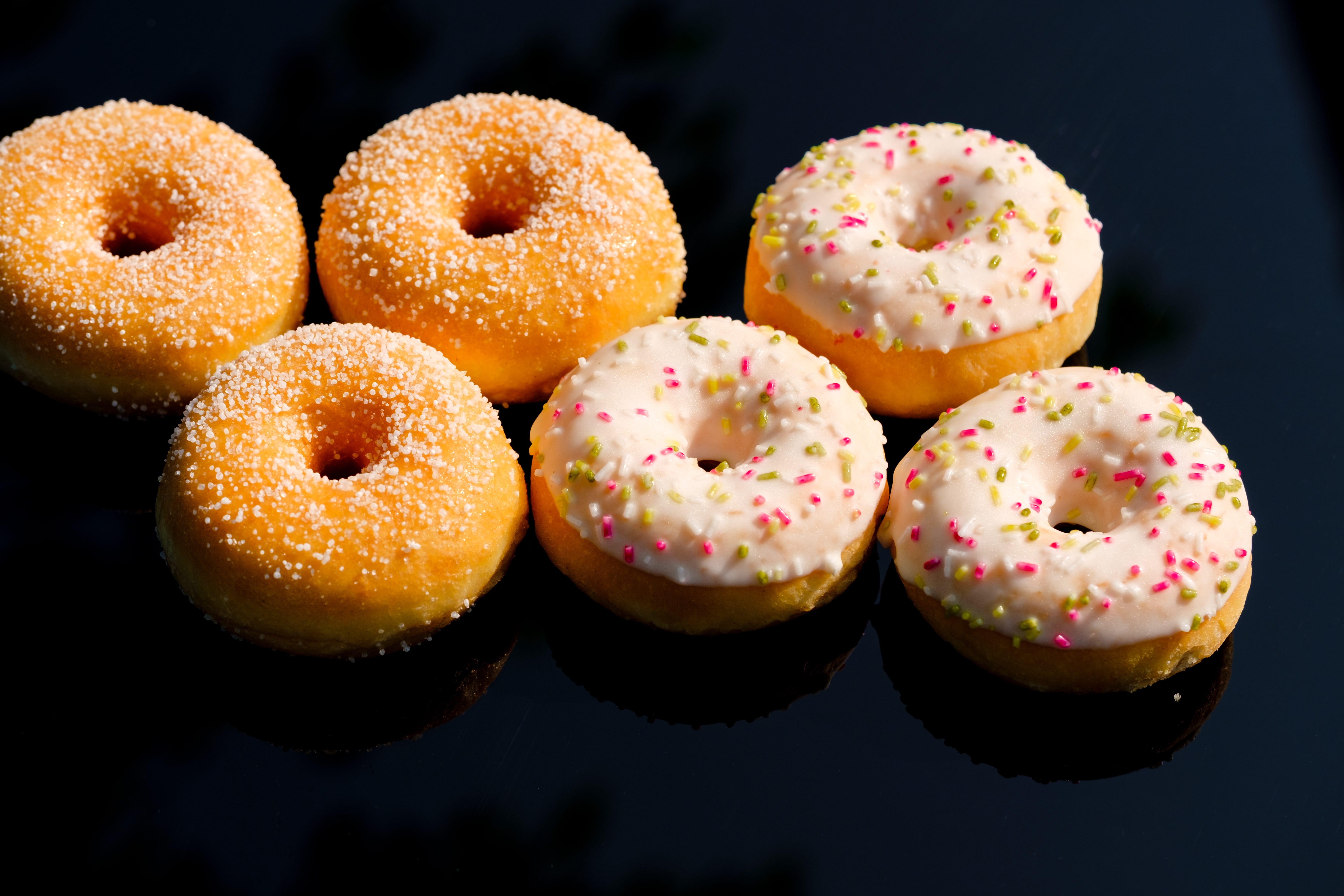 ready-to-eat, sweet dish, baked, indoors, indulgence, black background, baked goods, sweet, sprinkles, small group of objects, calories, pastries, food, HD Wallpaper