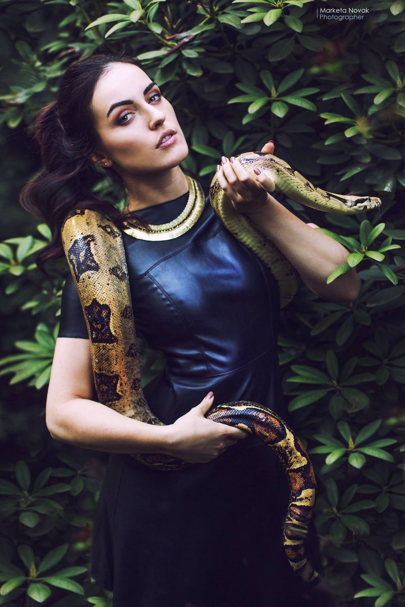 1080P, one person, beautiful woman, 500px, beauty, tattoo, hair, snake, reptiles, green color, outdoors, adult, fantasy girl, women, beautiful people, Phone HD Wallpaper