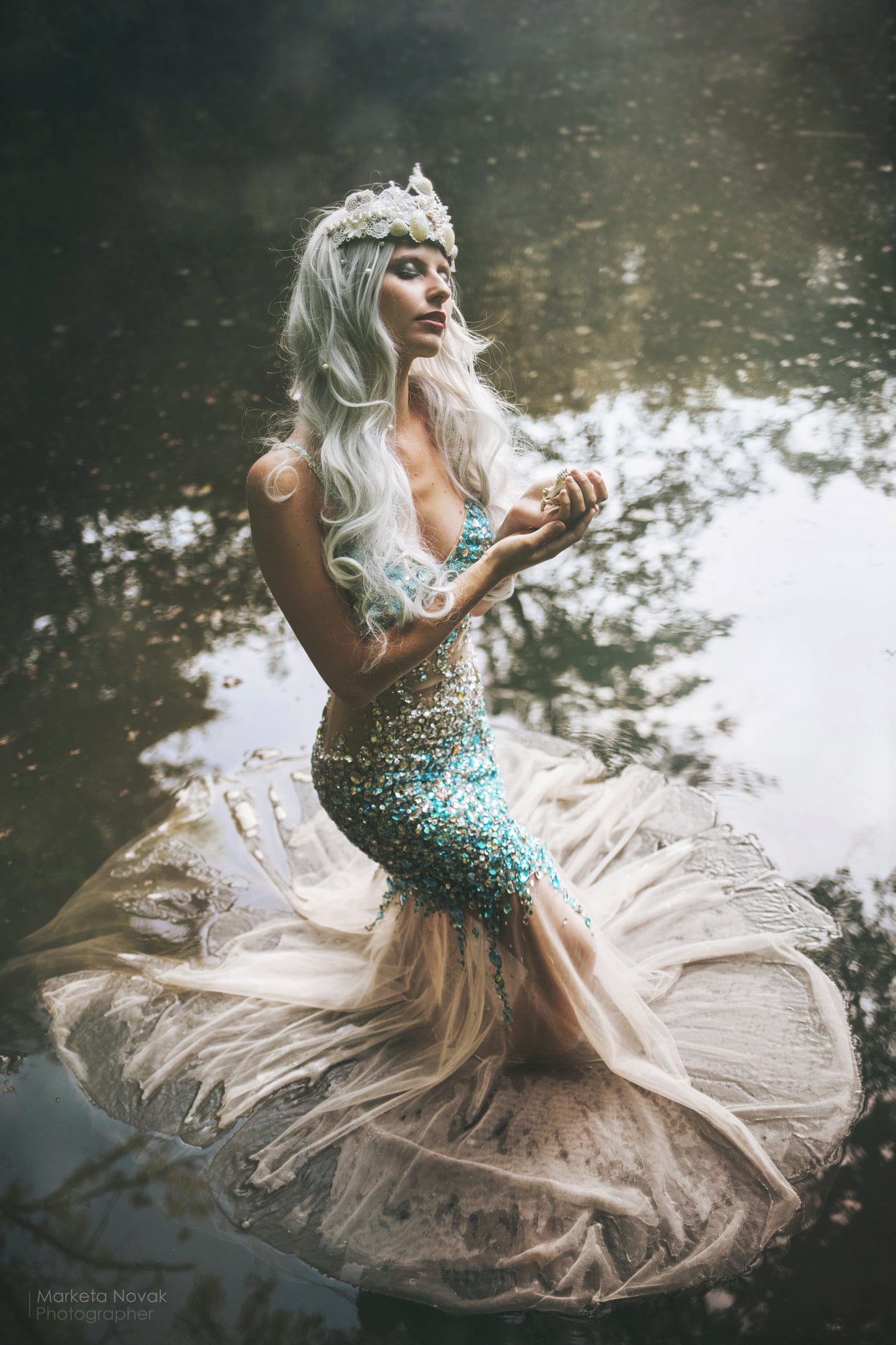 day, beauty, hairstyle, adult, lake, beautiful woman, side view, 500px, one person, long hair, Marketa Novak, water, young women, blond hair, fantasy girl, Phone HD Wallpaper