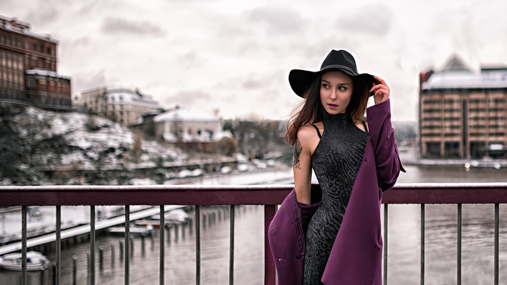 winter, purple clothing, black nails, black hat, Icona Pictura, women with hats, coats, bridge, photography, tattoo, open coat, hat, brunette, 500px, Lorenza Cani, HD Wallpaper