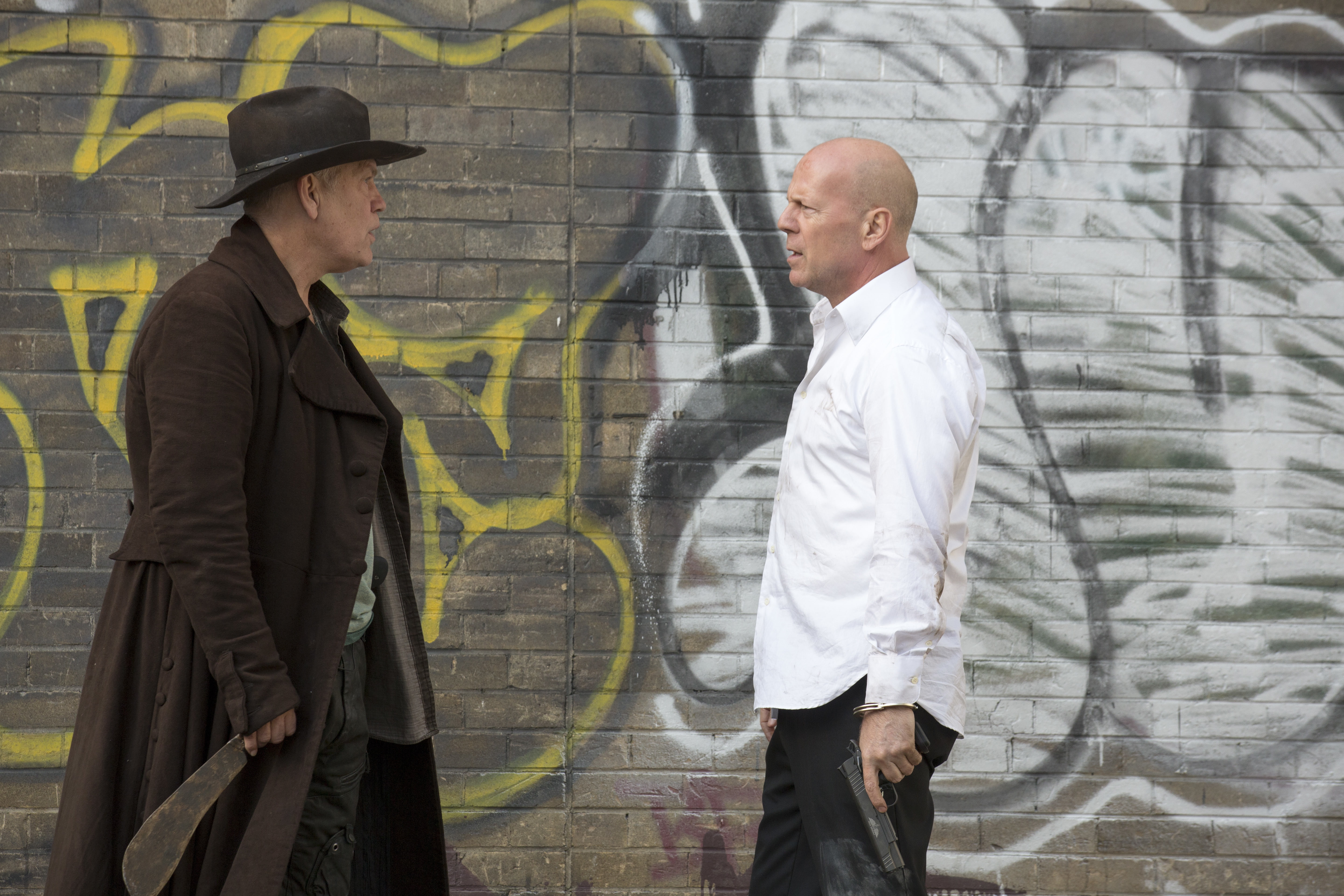 machete, graffiti, knife, wall, John Malkovich, hat, RED 2, Bruce Willis, coat, 5K, gun, HD Wallpaper