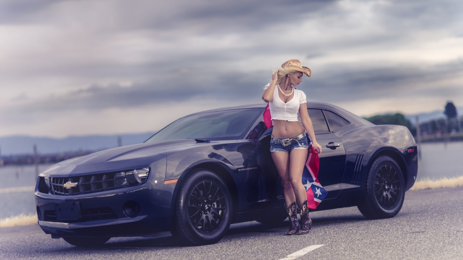 720P, women, car, blonde, cowboy hats, women with cars, white tops, jean shorts, HD Wallpaper