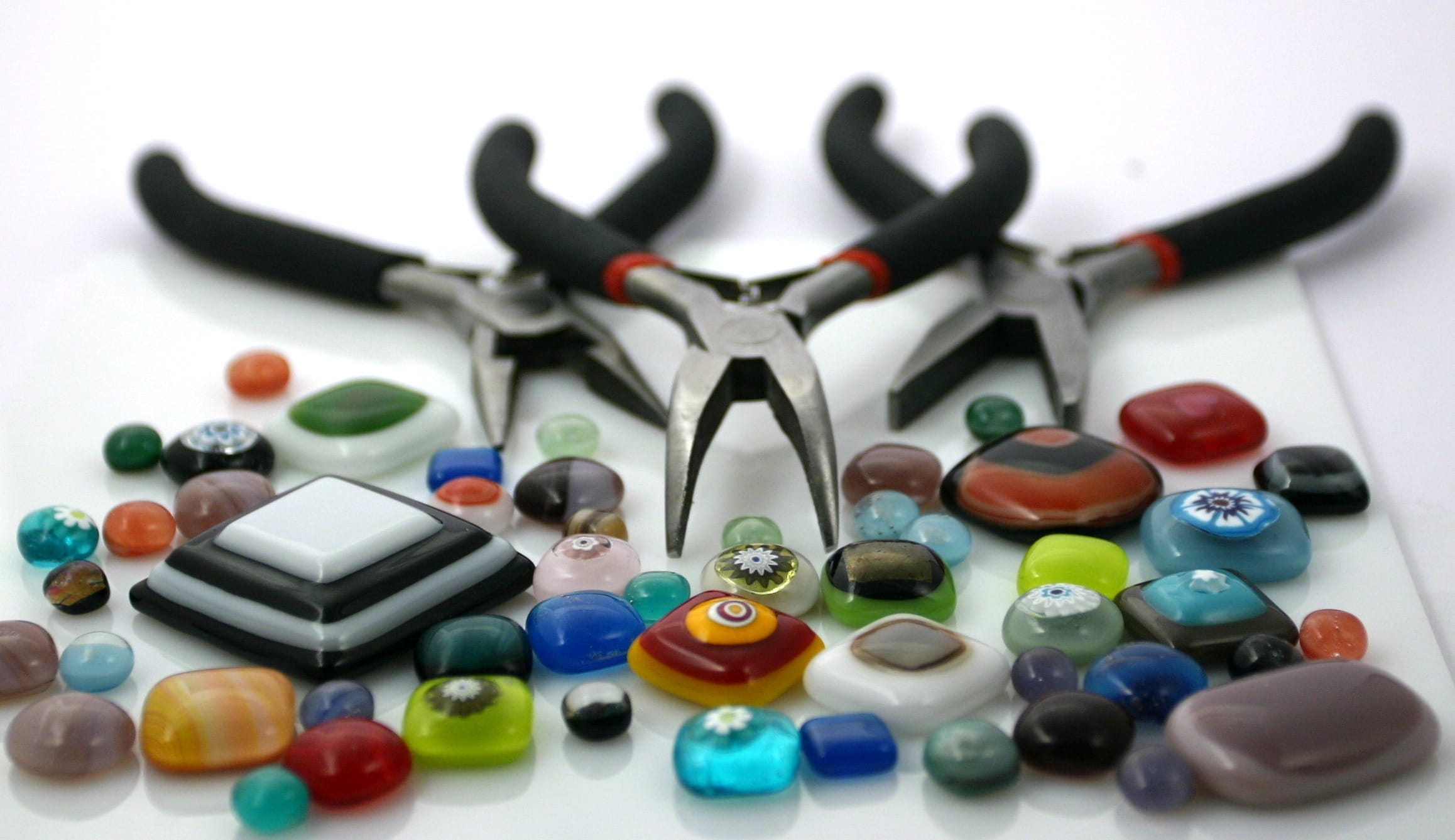 beads, white background, finance, tools, fused glass, close-up, tool, no people, colorful, fashion, large group of objects, craft, shape, plastic, diagonal pliers, HD Wallpaper