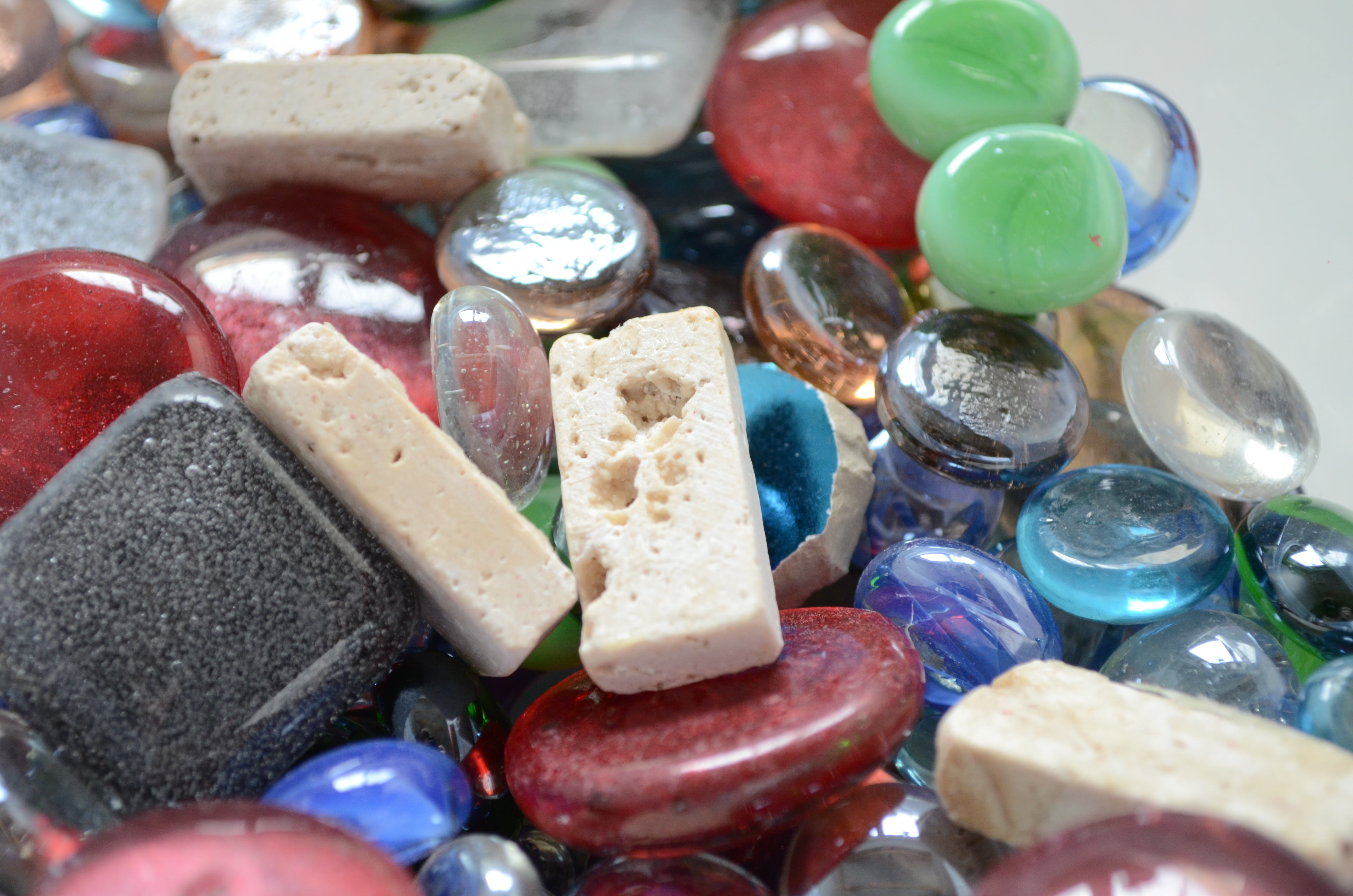 close-up, colorful, variation, stones, stone - object, gemstone, selective focus, large group of objects, full frame, abundance, semi-precious gem, glass beads, HD Wallpaper