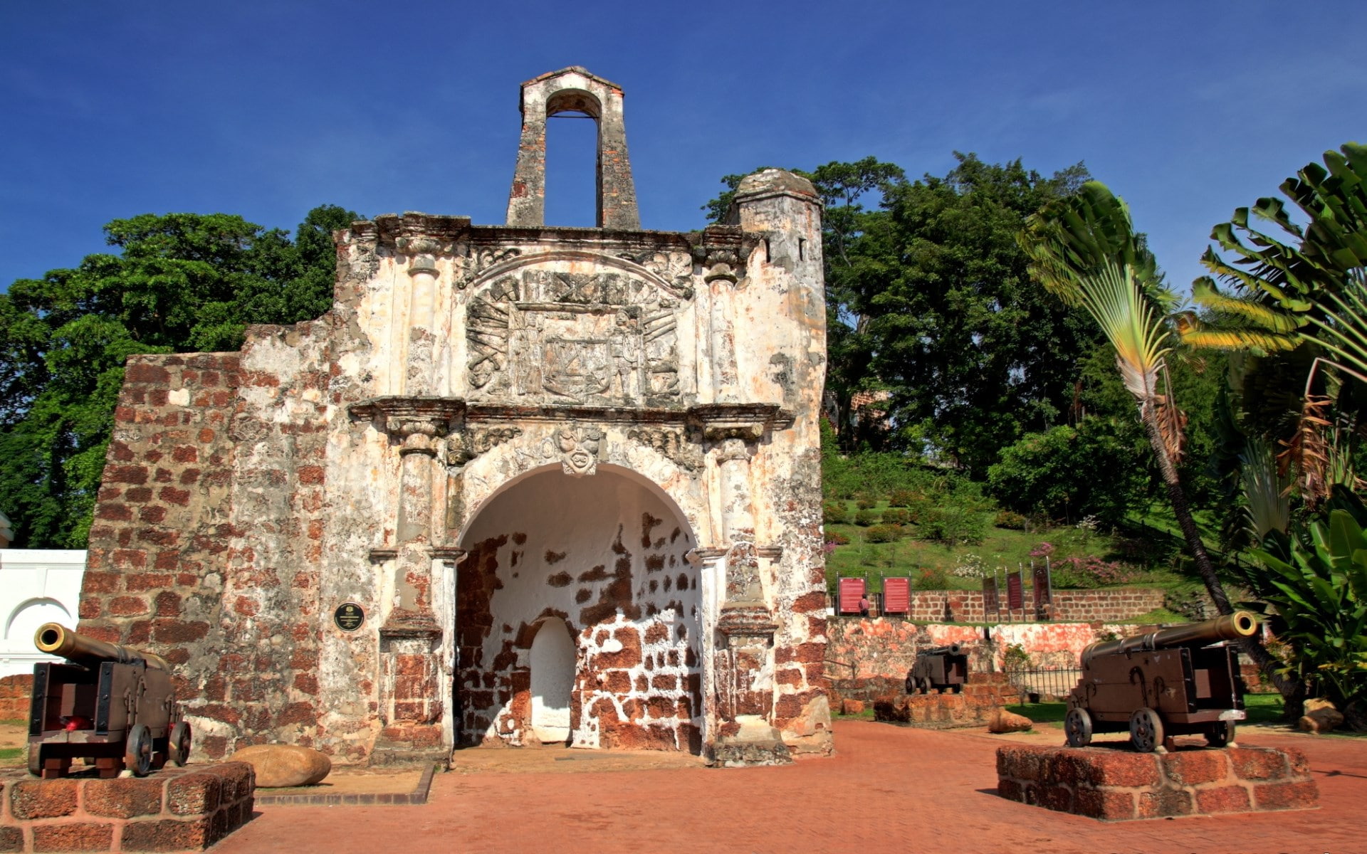arch, ruined, nature, famosa fortress in malacca, sky, ancient history, building exterior, history, tourism, architecture, place of worship, building, 1080P, HD Wallpaper