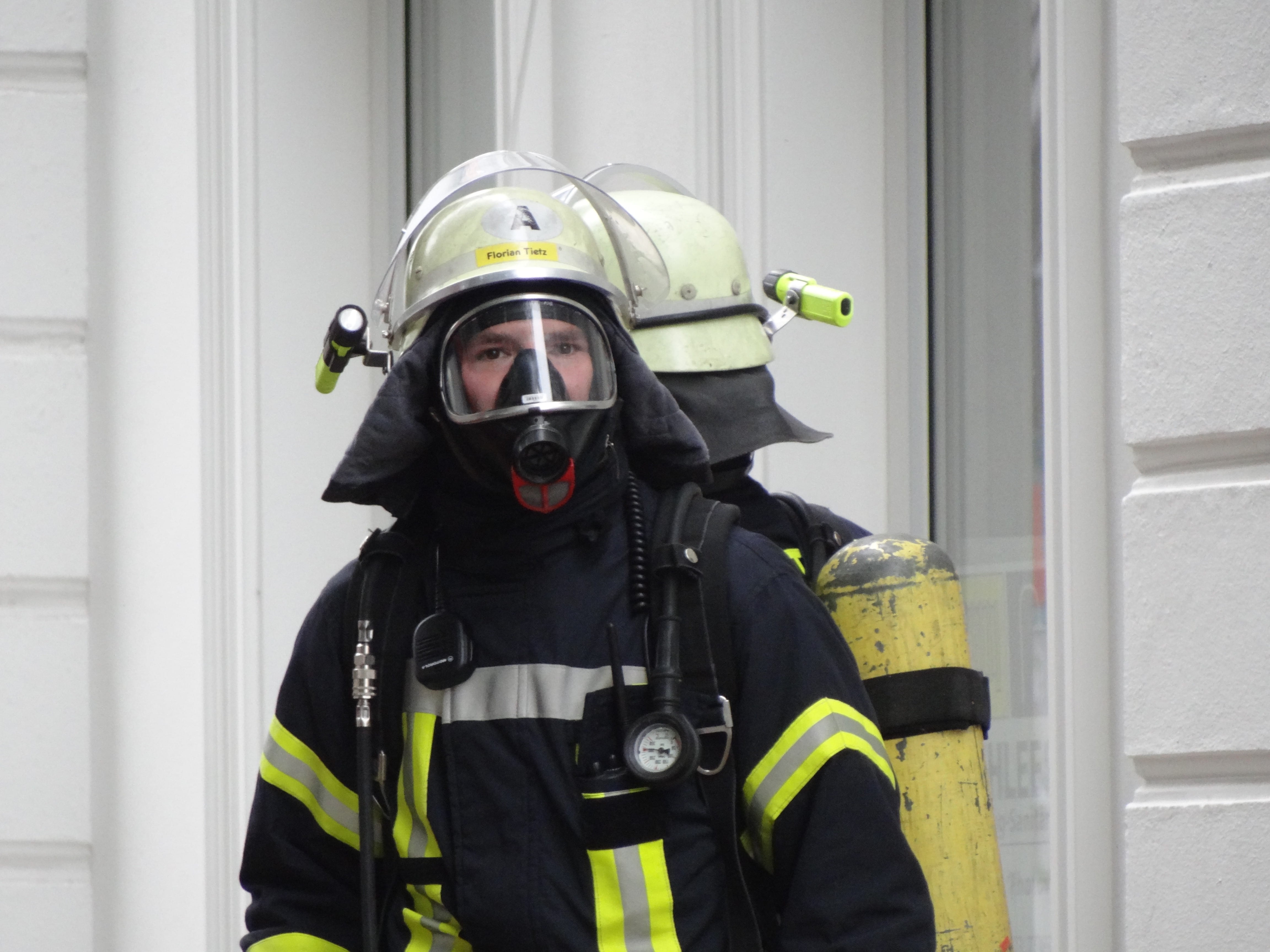security, protection, uniform, helmet, portrait, fire fighter, safety, respiratory protection, delete, firefighter, rescue worker, government, headwear, HD Wallpaper