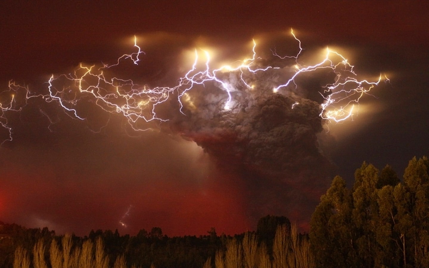 power in nature, electricity, no people, 720P, thunderstorm, illuminated, lightning, power, storm, outdoors, digital art, ominous, beauty in nature, dramatic sky, HD Wallpaper