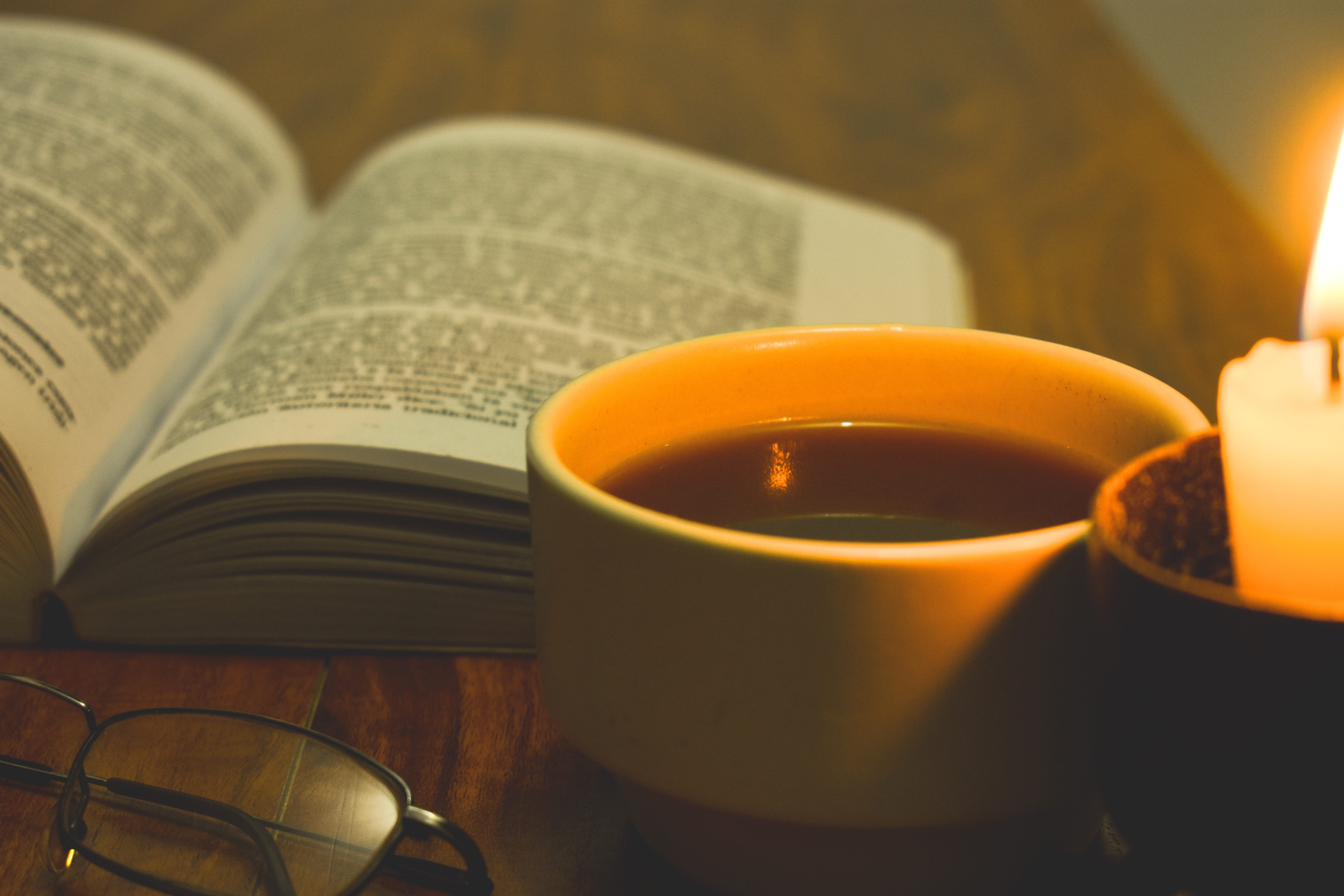 tea, mug, publication, coffee, close-up, reading, indoors, lenses, still life, paper, drink, hot drink, table, sunglasses, light, refreshment, cup, coffee cup, HD Wallpaper