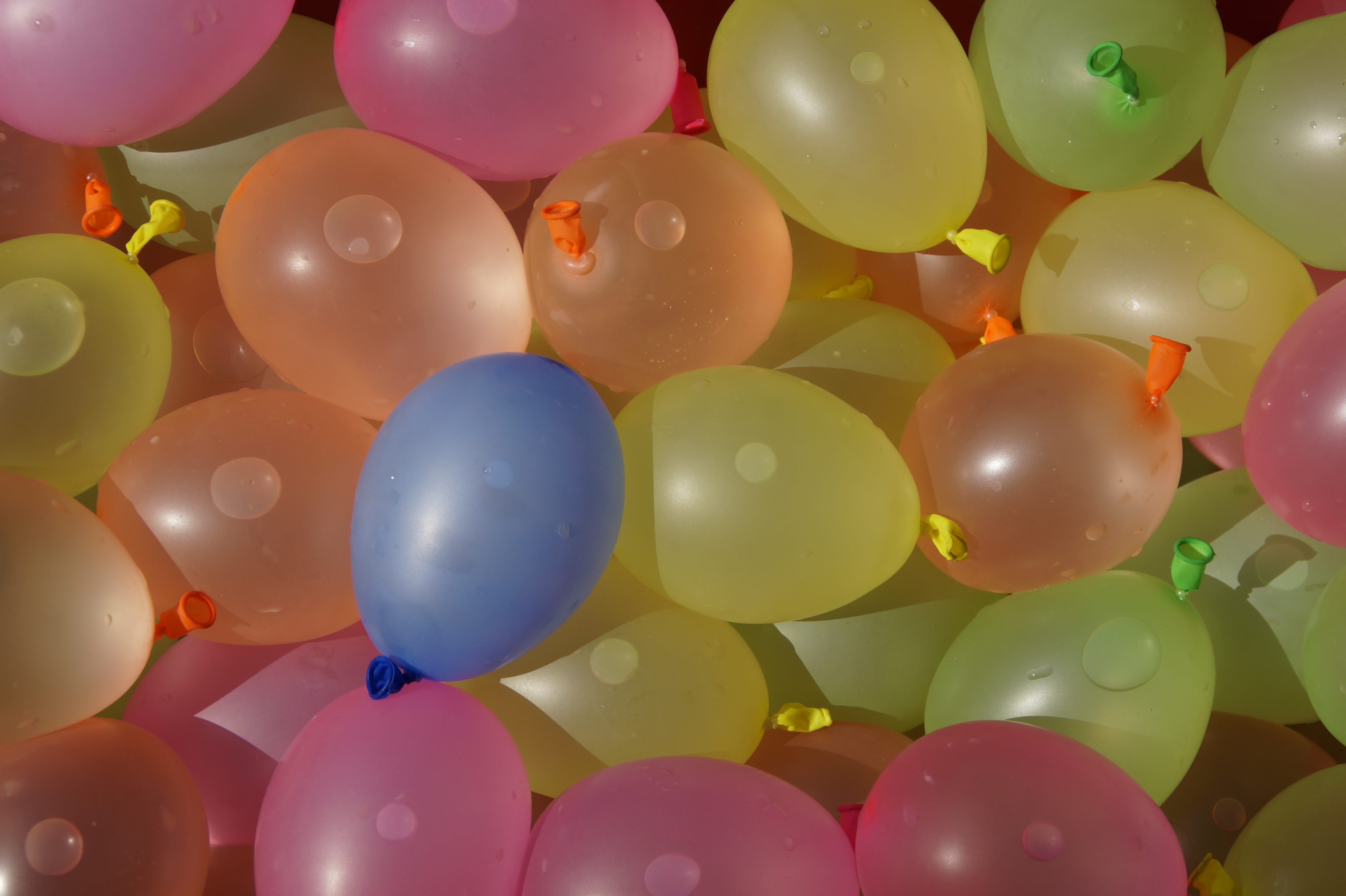 large group of objects, inflatable, leisure, childrens program, lightweight, water, Water Balloons, abundance, children, childhood, structure, helium balloon, HD Wallpaper