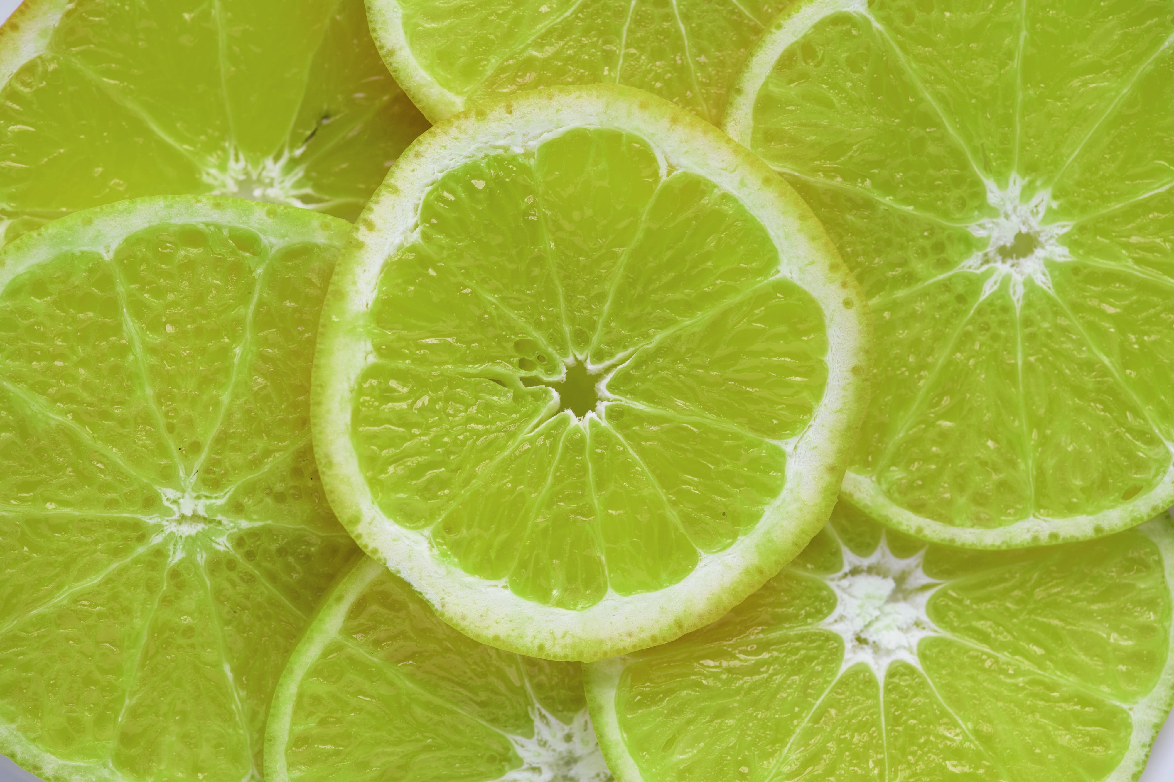 antioxidant, lemon, wellbeing, studio shot, lemon slice, no people, dessert, vegetarian food, health, half, ripe, lime, green color, sour taste, macro, HD Wallpaper