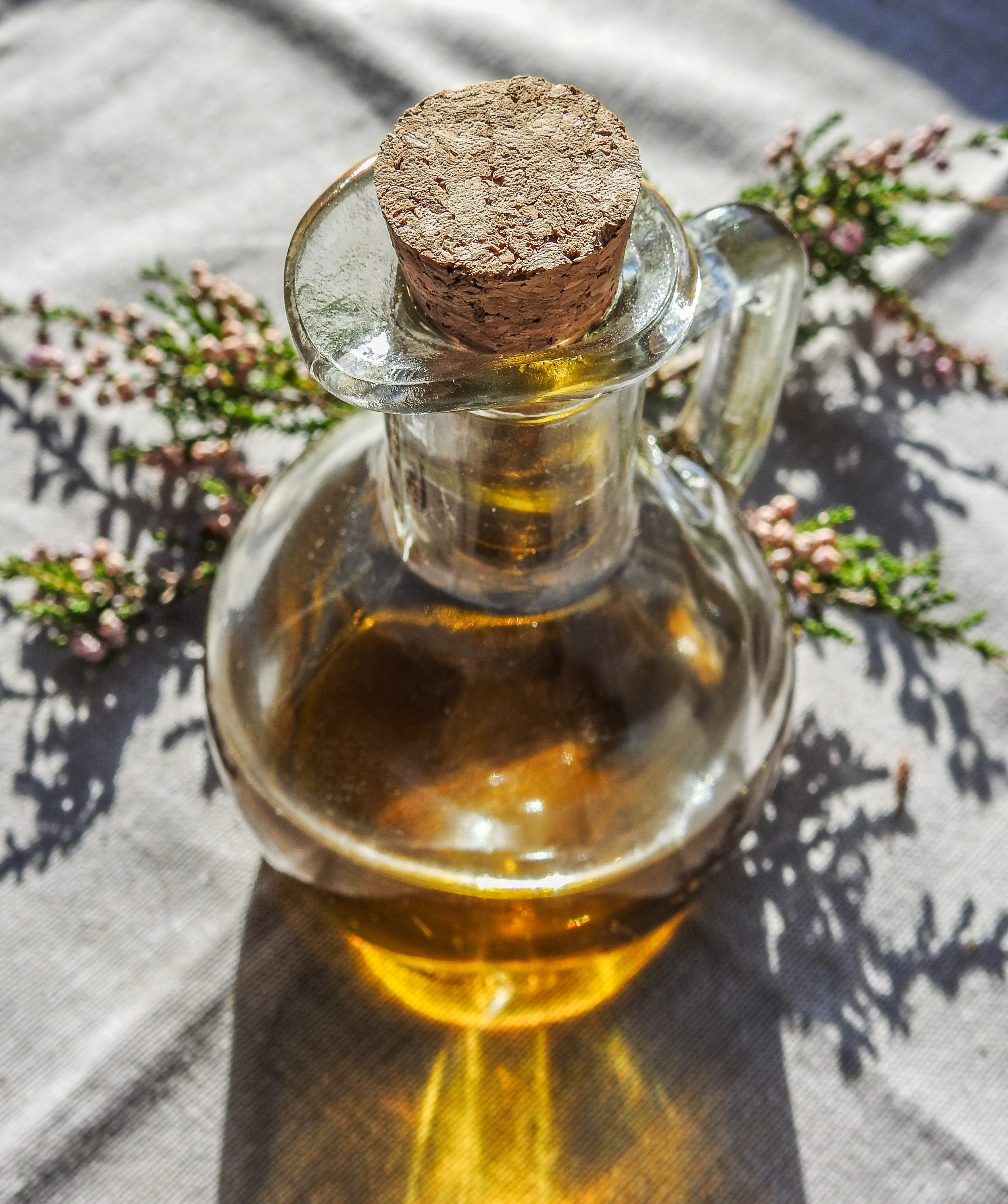 freshness, table, herb, plant, oil, close-up, day, food, healthy, glass - material, indoors, container, bottle, 2K, glass, no people, clear, medicine, Phone HD Wallpaper