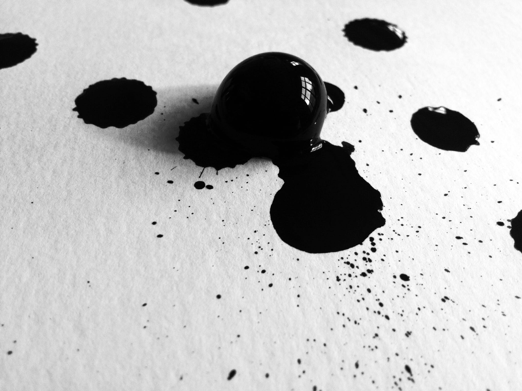 hole, still life, nature, bubles, food and drink, water, w, high angle view, 1080P, self made, black and white, indoors, shadow, full frame, ball, close-up, HD Wallpaper