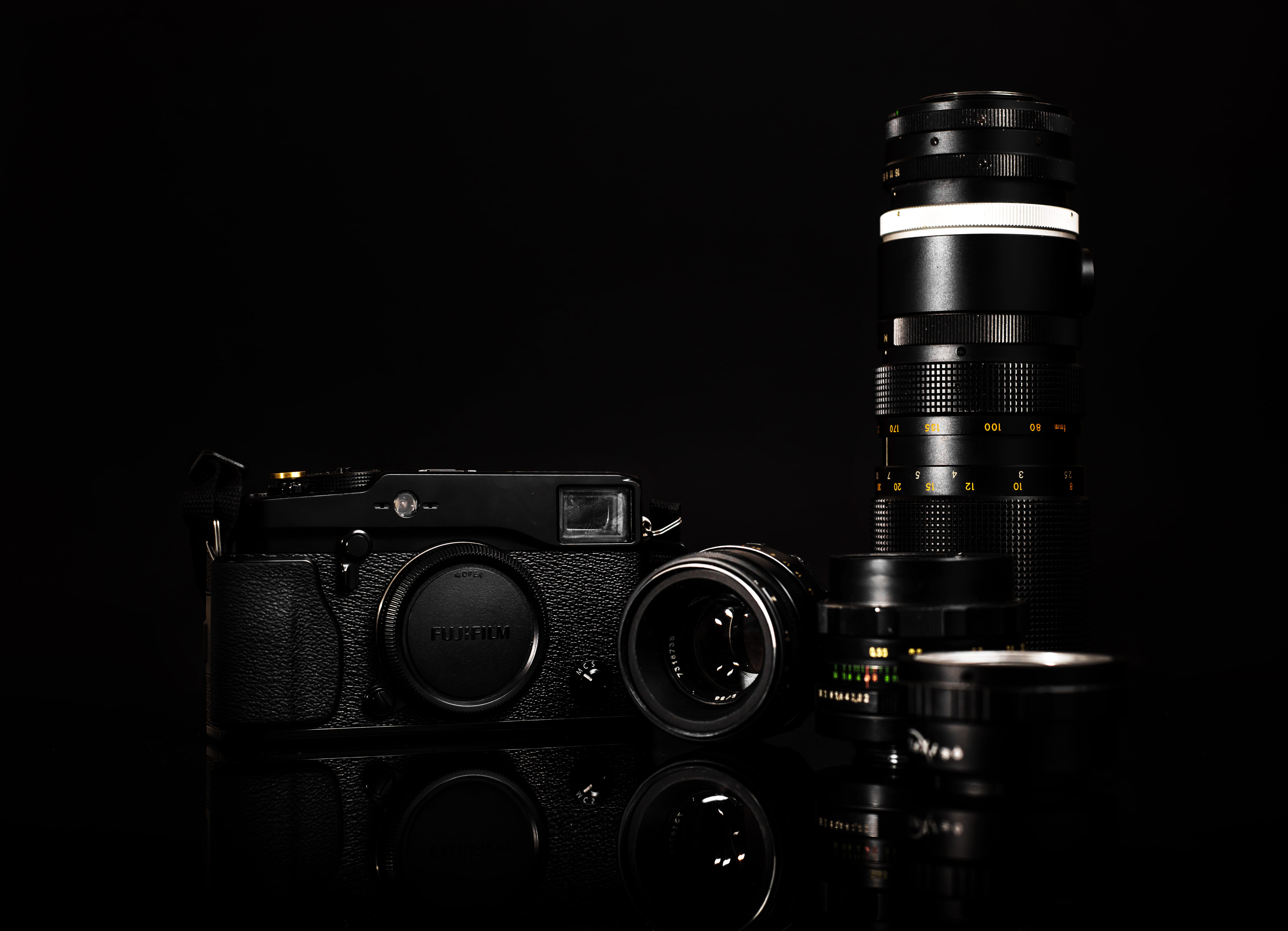 technology, copy space, rangefinder, lens, retro, light, cut out, beside, kit, black background, close-up, lens - eye, classic, black, vintage, lens - optical instrument, HD Wallpaper