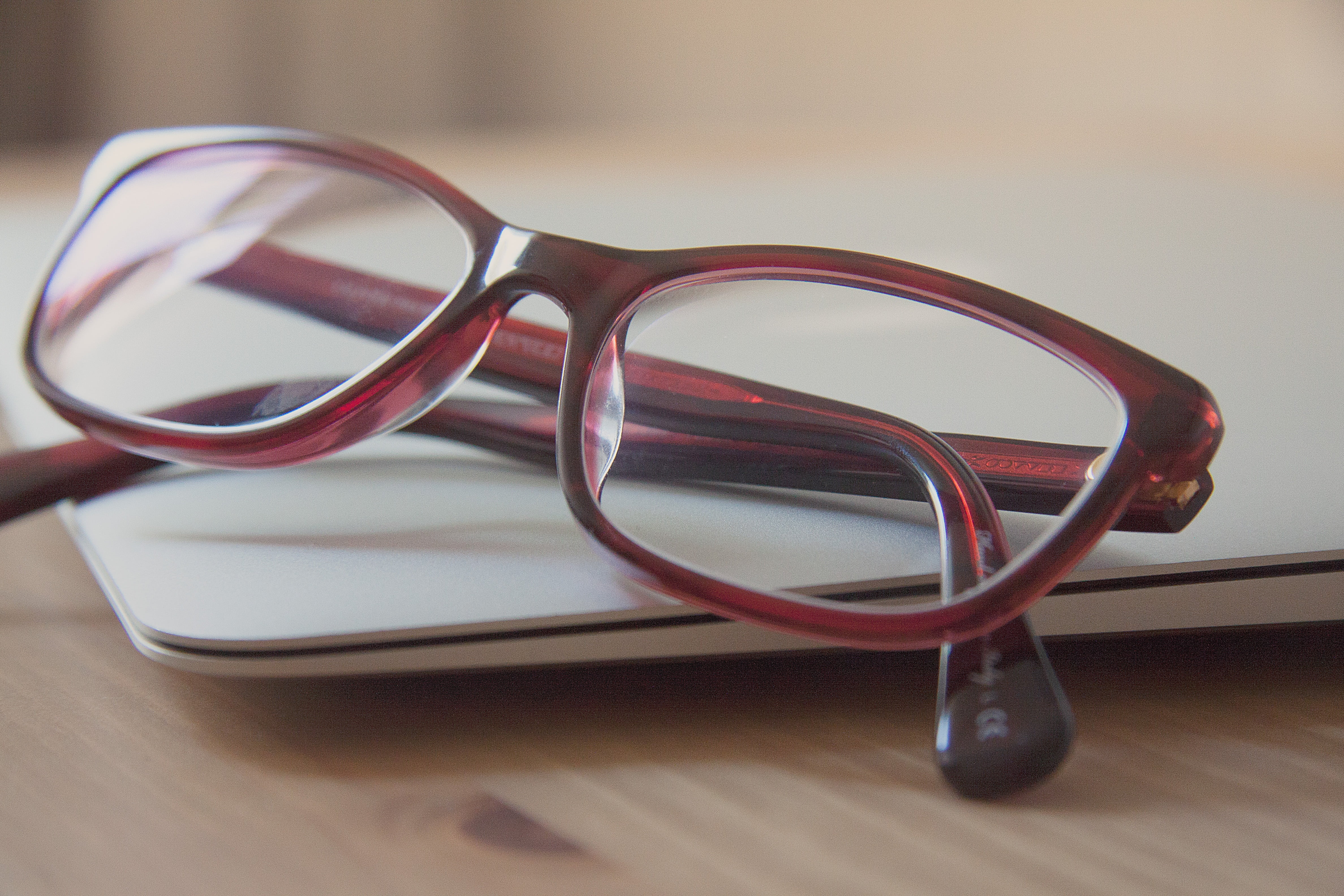 eyewear, no people, selective focus, office, spectacles, still life, fashion, glasses, transparent, single object, specs, simplicity, eyesight, style, close-up, HD Wallpaper