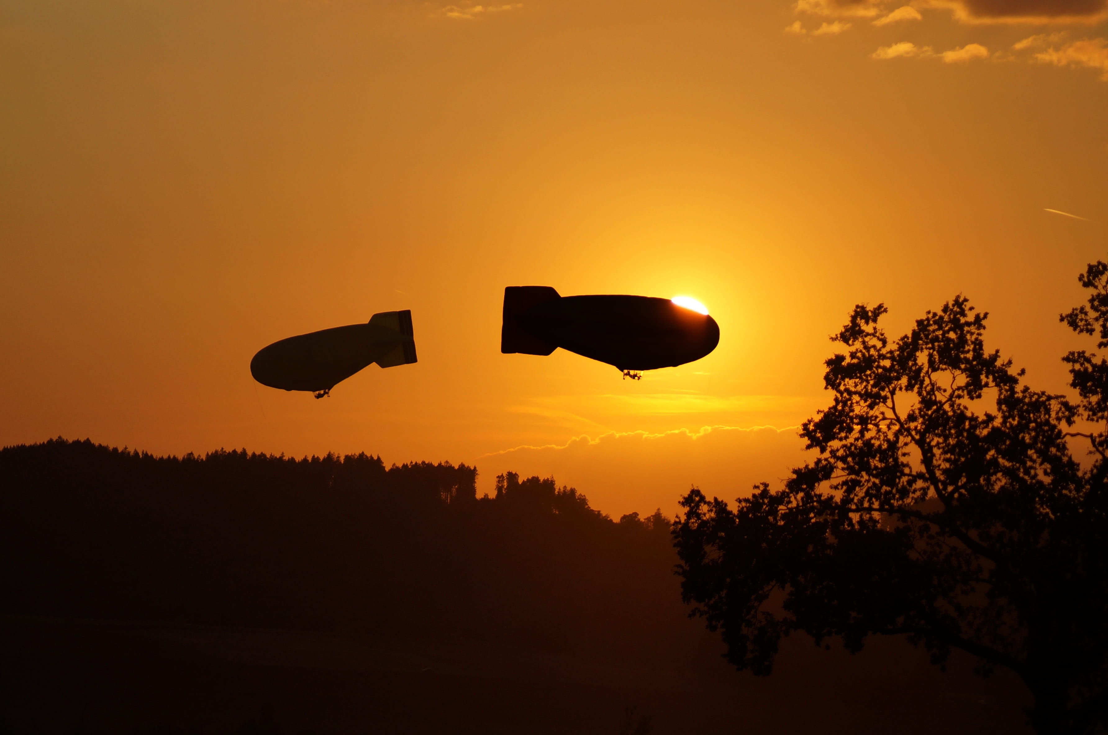 beauty in nature, abendstimmung, no people, nature, sunset, growth, setting sun, flying, montgolfiade, sauerland, non-urban scene, transportation, 2K, HD Wallpaper