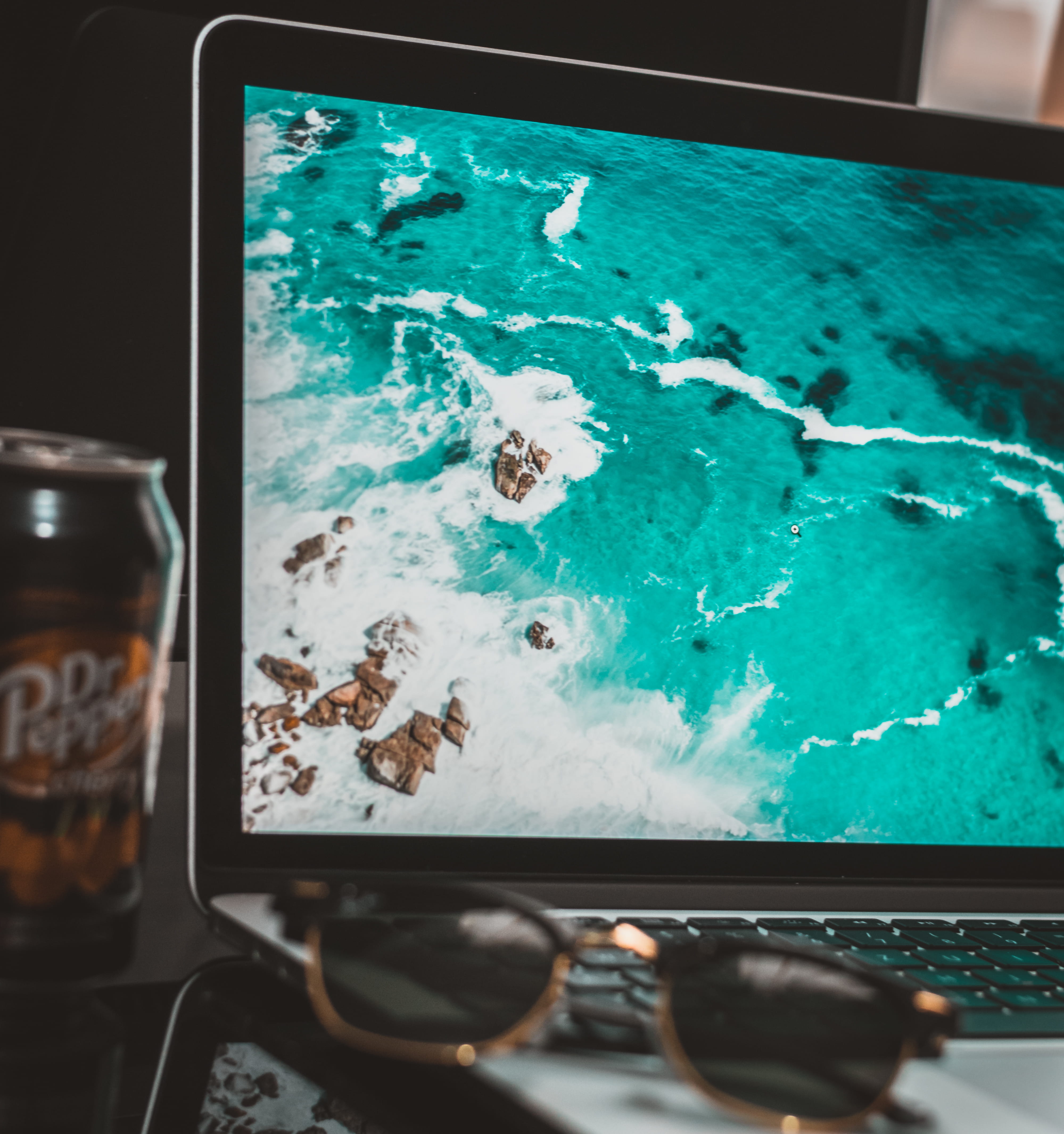 animal themes, no people, laptop, 4K, glass - material, animal, glasses, photography themes, rayban, blue, water, high angle view, animals in the wild, Phone HD Wallpaper
