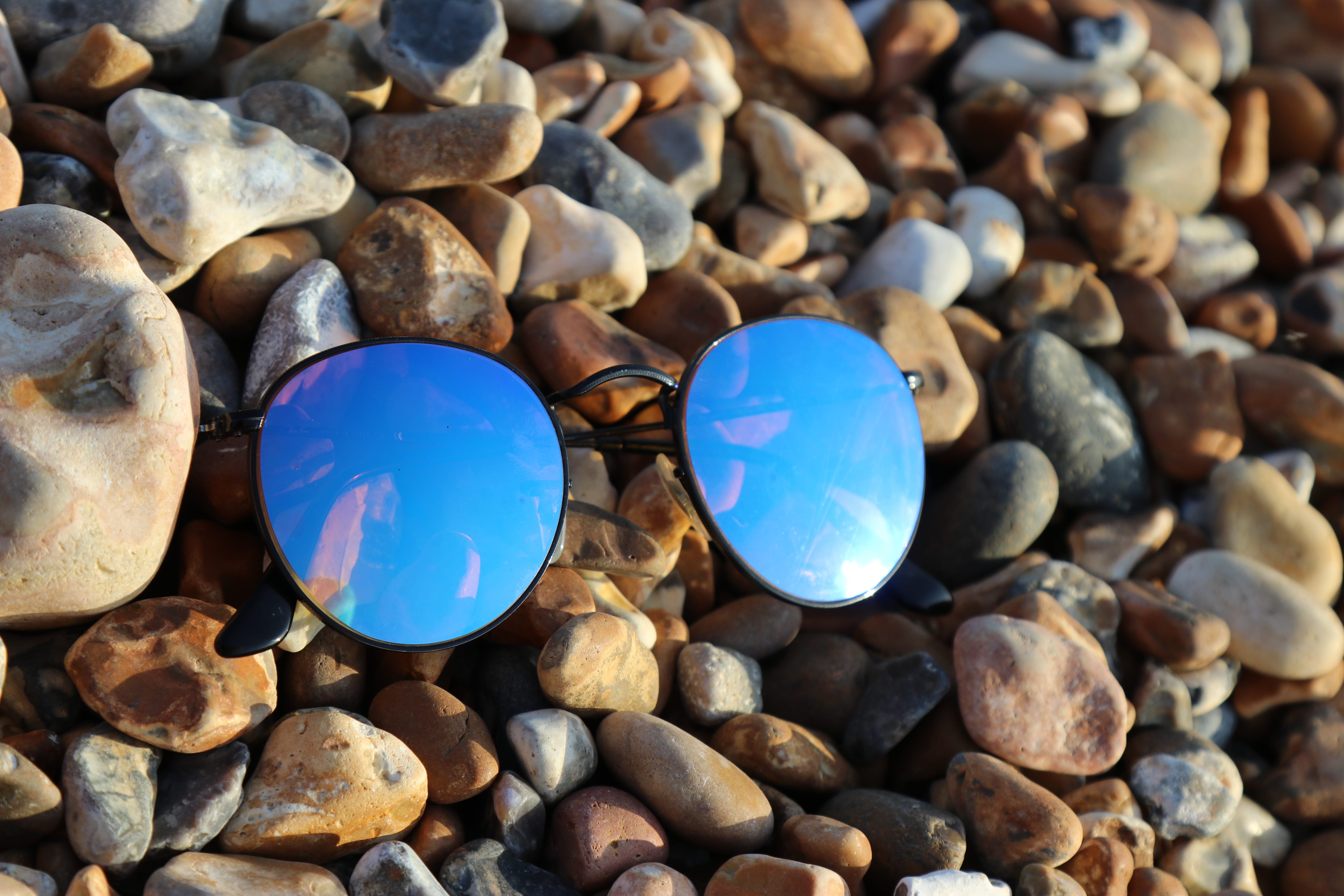 farmed, transparent, energy, beach, no people, focus, design, art, bright, stones, glass - material, RayBan, pebble, turquoise colored, texture, rocks, HD Wallpaper