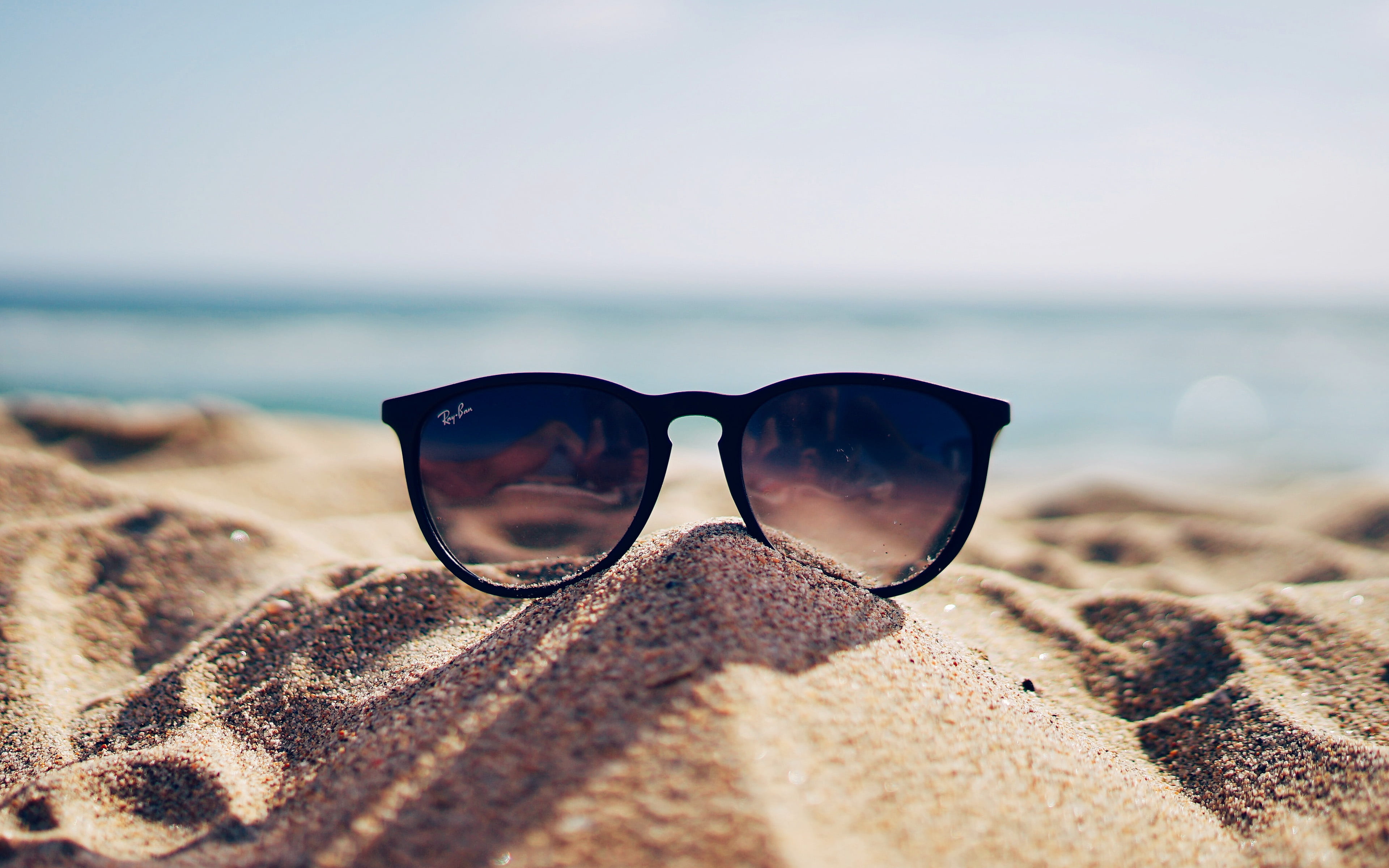 sea, no people, vacation, beauty in nature, sky, glasses, rayban, personal accessory, focus on foreground, horizon, glass, land, security, sun, day, outdoors, HD Wallpaper