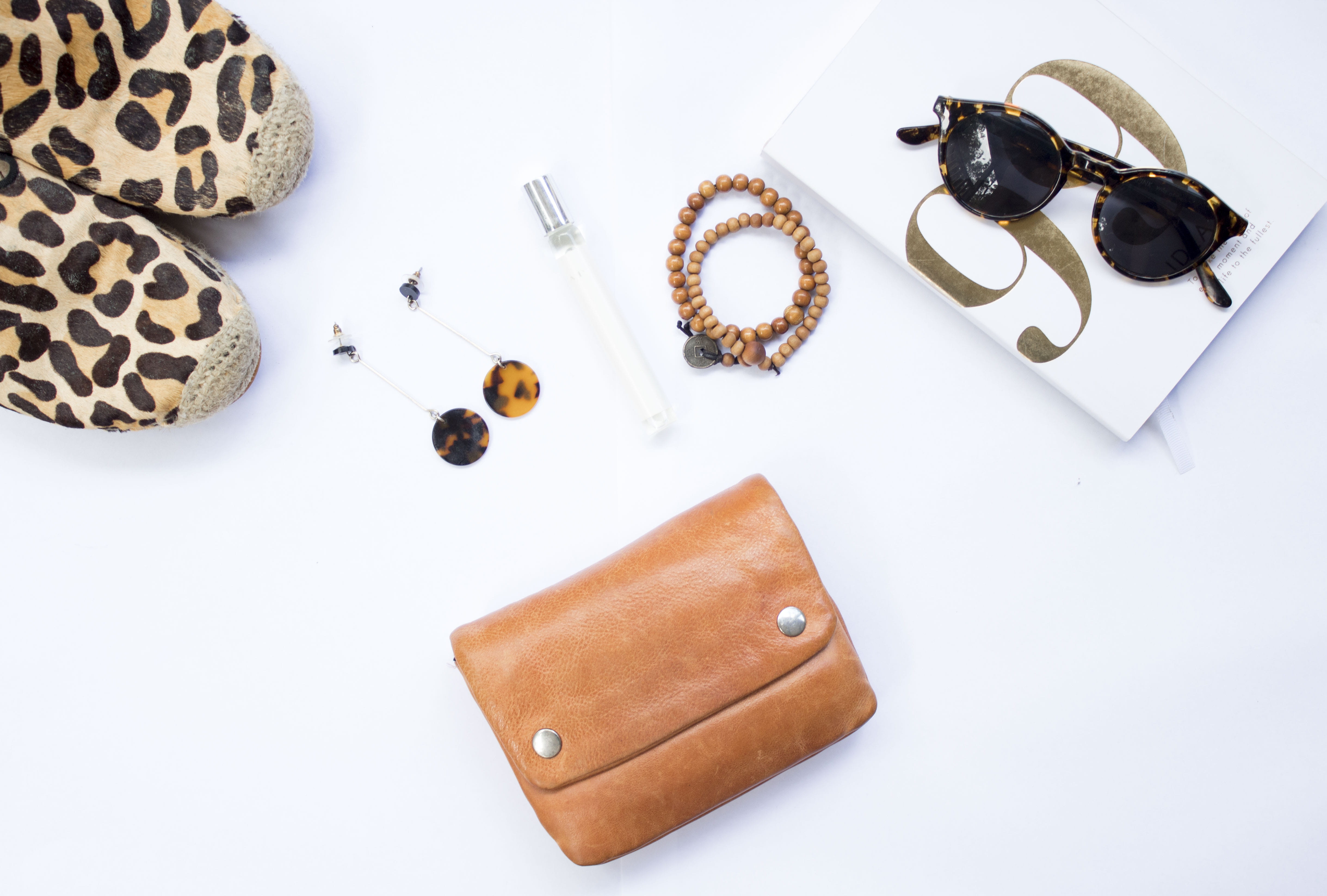 black Color, fashion, style, shoe, business, glasses, sunglasses, shoes, office, necklace, instagram, near, personal Accessory, purse, no People, bag, clubmaster, HD Wallpaper