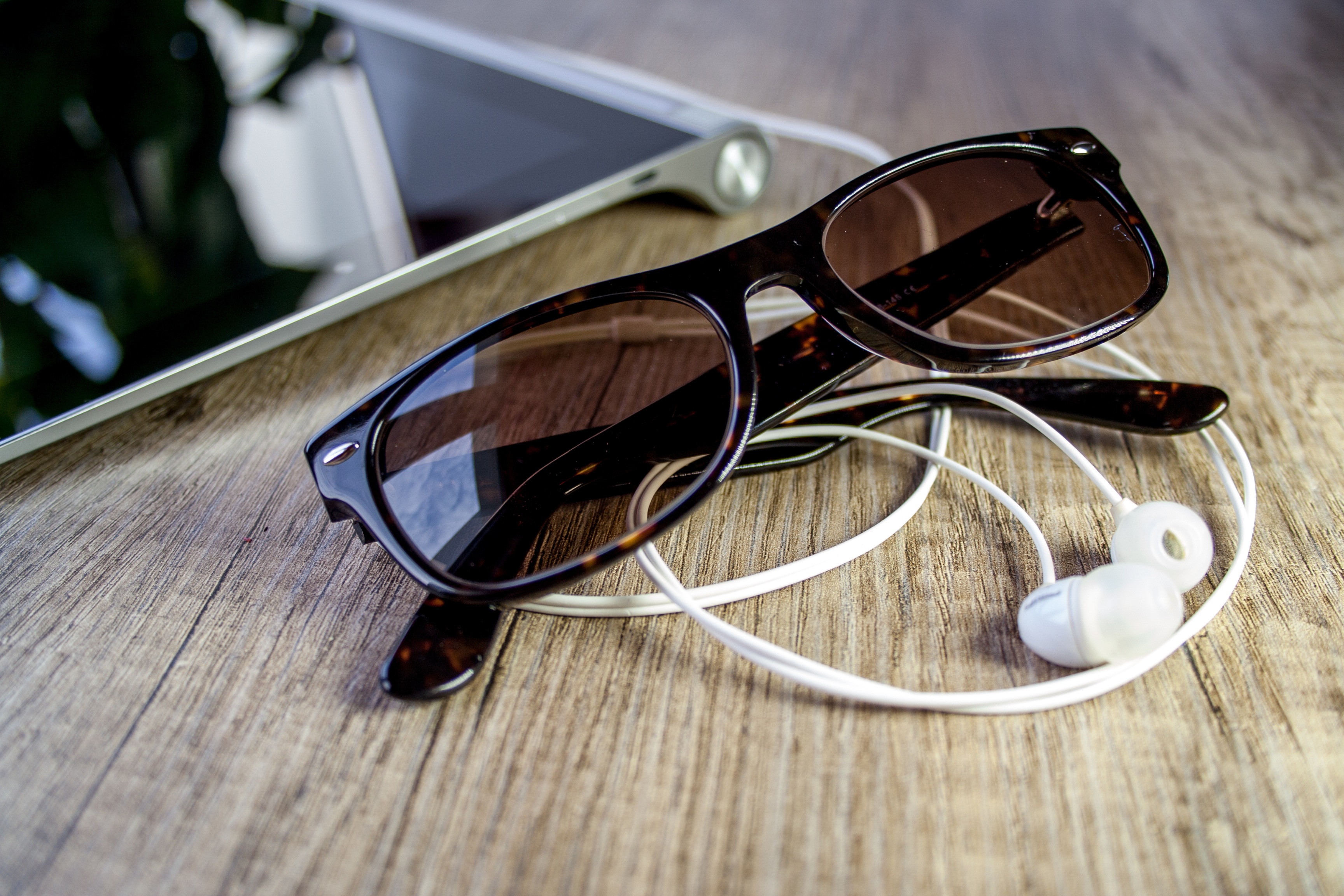 table, still life, headphones, high angle view, sun, woman, business, relax, hobby, cozy, sunglasses, warm, eyeglasses, no people, listen, glass - material, HD Wallpaper
