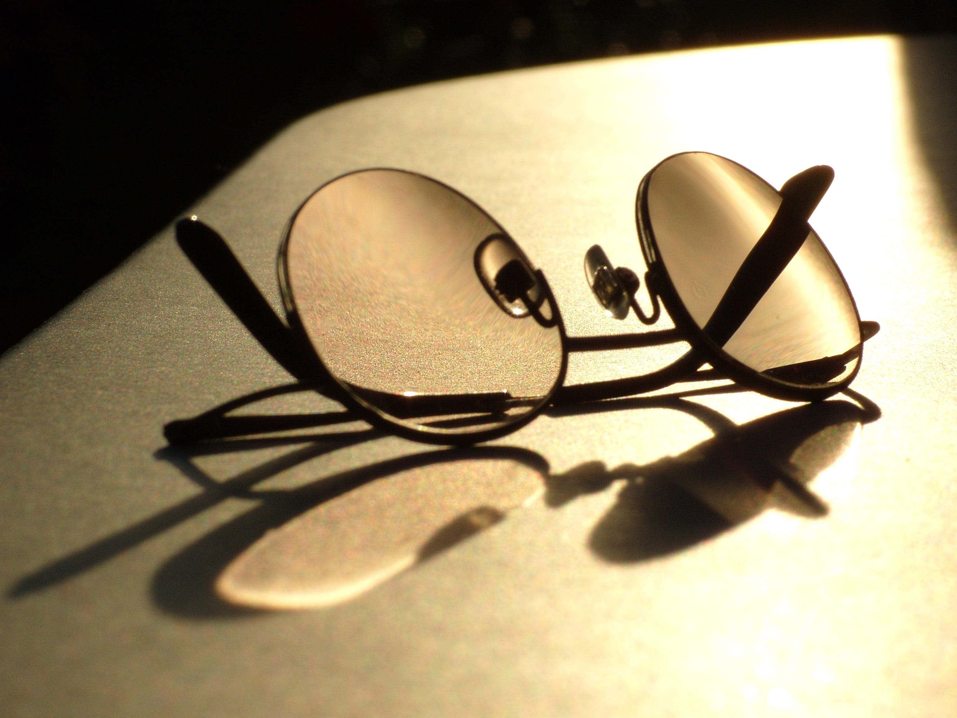 see, still life, fashion, close-up, table, sunlight, two objects, eyewear, jewelry, shadow, Glasses, high angle view, indoors, selective focus, see sharp, HD Wallpaper