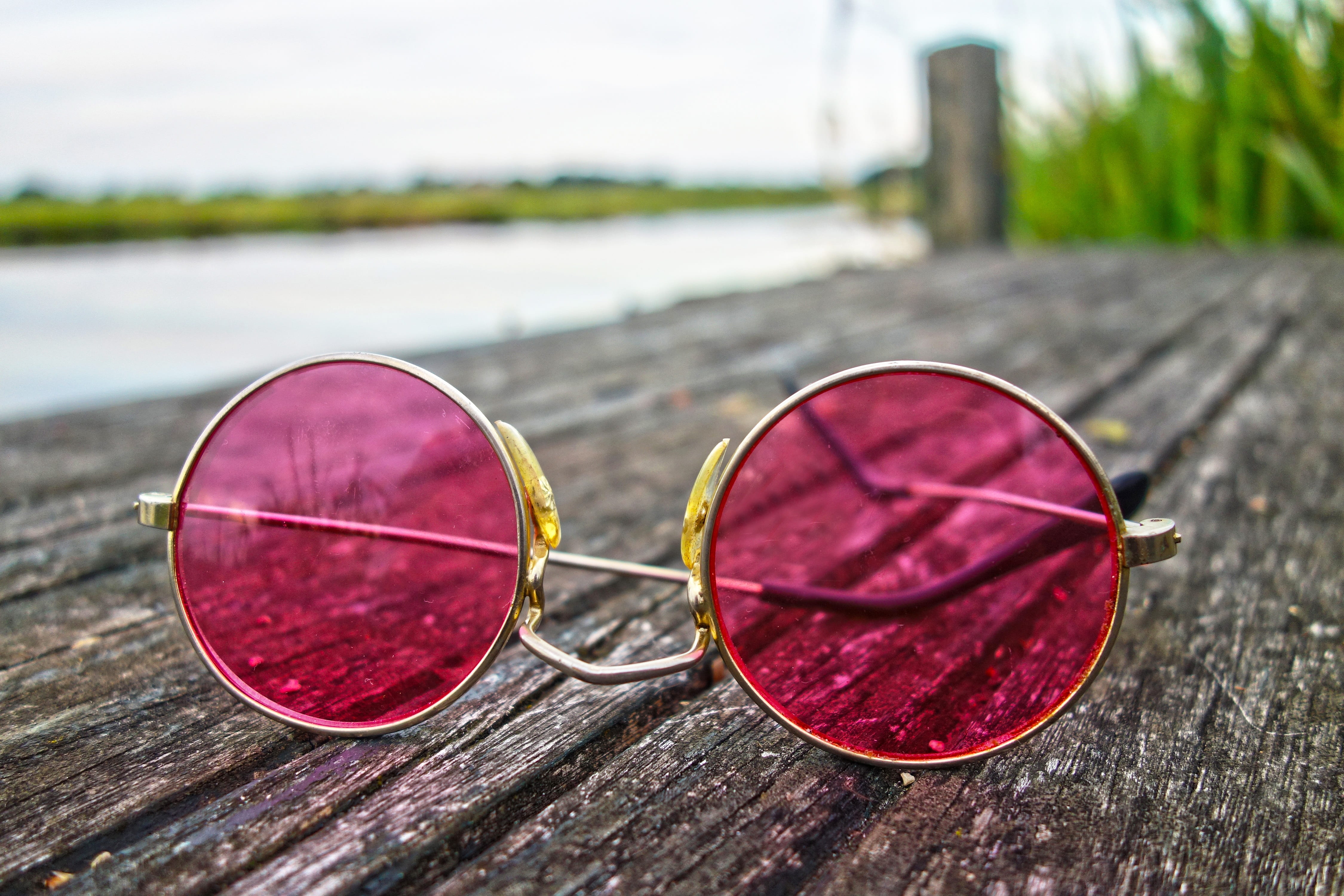 tree, food and drink, 4K, eyesight, healthy eating, close-up, tinted, vision, red, frame, food, grass, board, pink, colored, grey, glasses, plant, water, HD Wallpaper