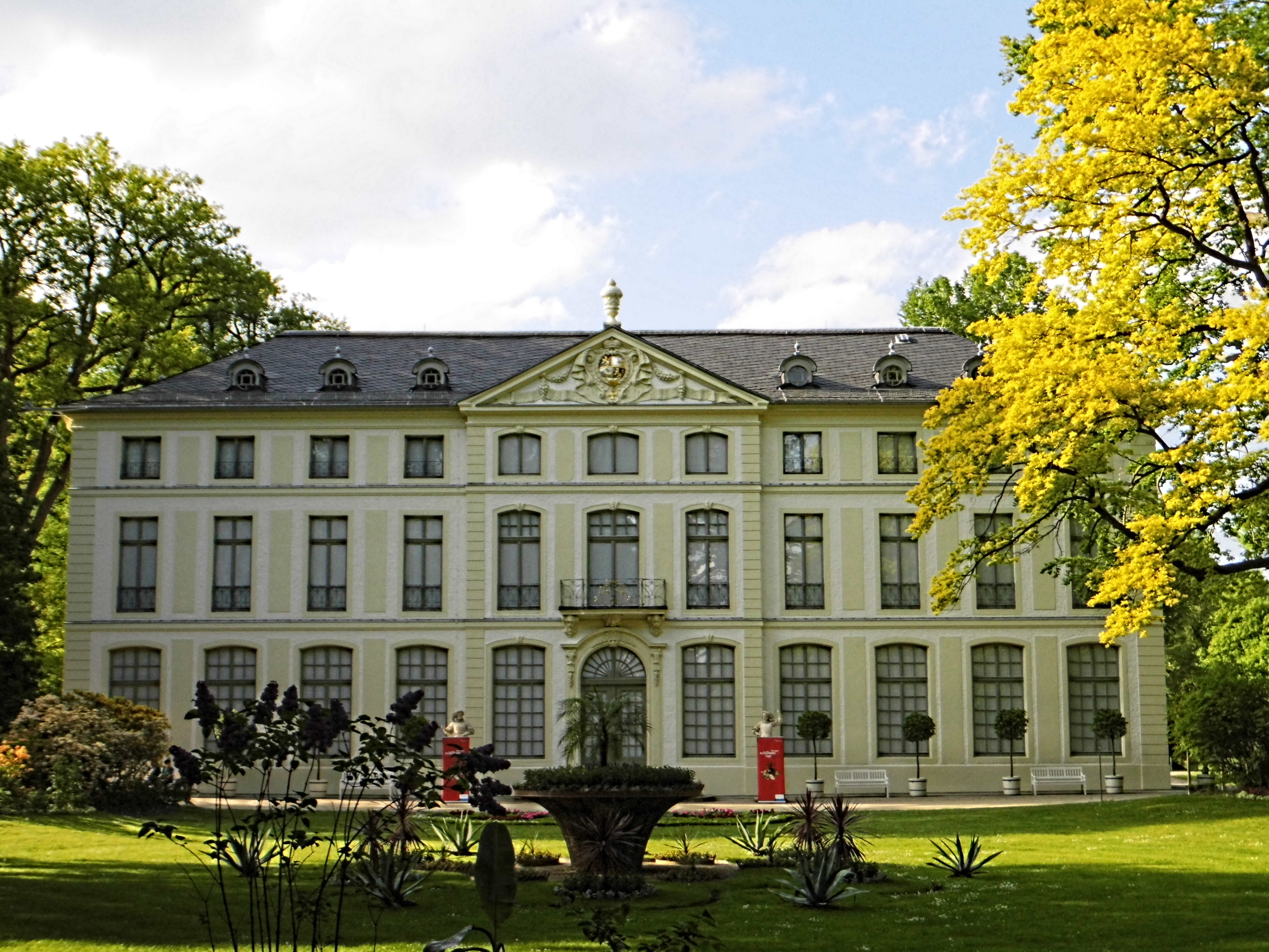 plant, history, park lake, outdoors, greiz, building exterior, spring, landscape, built structure, castle, schönwetter, bicycle, wood, places of interest, HD Wallpaper