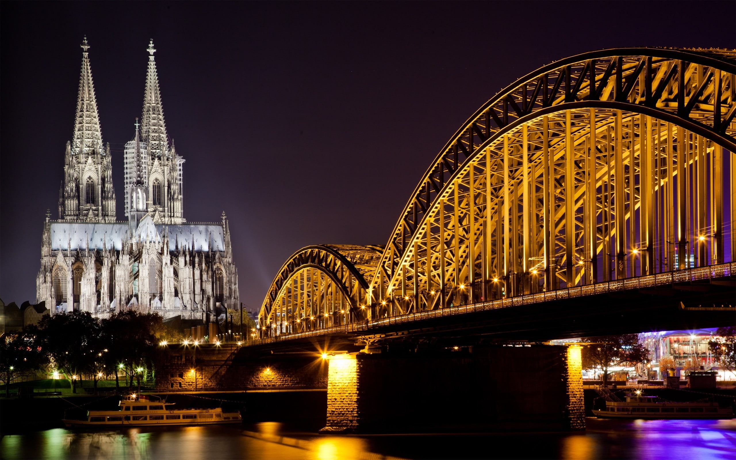 bridge, architecture, street light, river, Cologne Cathedral, Cologne, urban, lights, church, 2K, photography, water, HD Wallpaper
