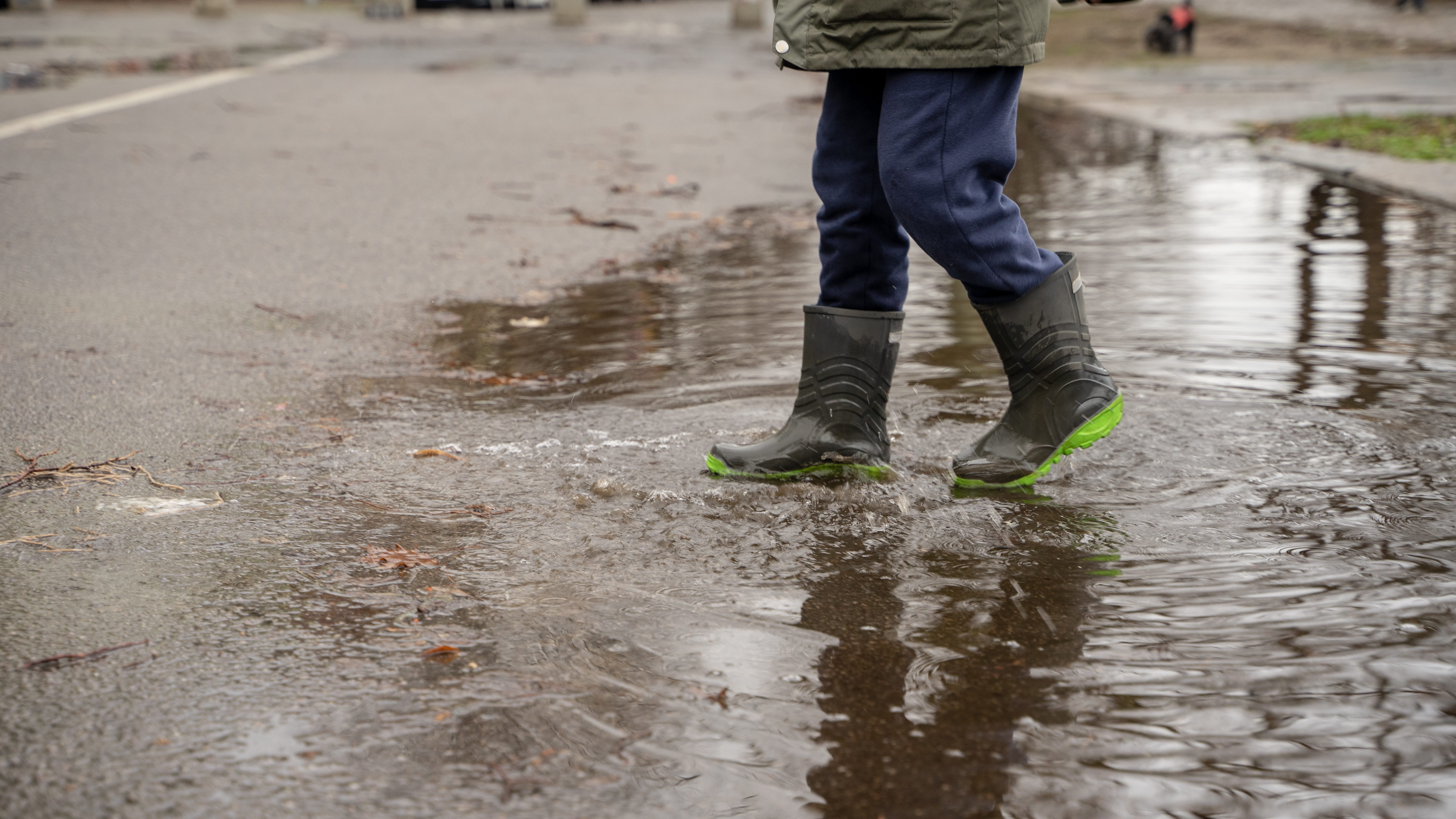 body part, jump, monsoon, 5K, wet, water, shoe, child, fun, walking, mud, jeans, boot, inject, real people, day, one person, human body part, low section, HD Wallpaper