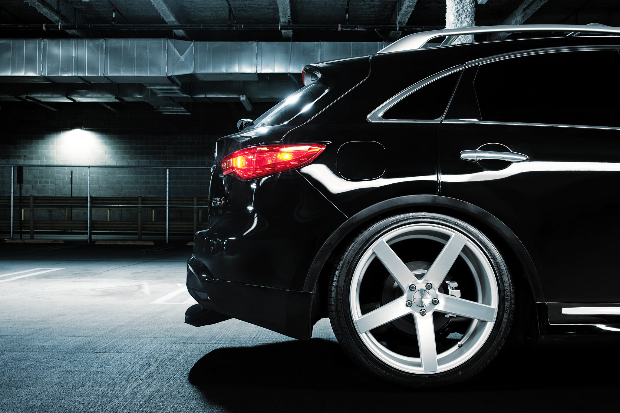 sports Utility Vehicle, fx 35 s, travel, illuminated, motion, transportation, parking garage, speed, modern, mode of transportation, black, shiny, car, HD Wallpaper