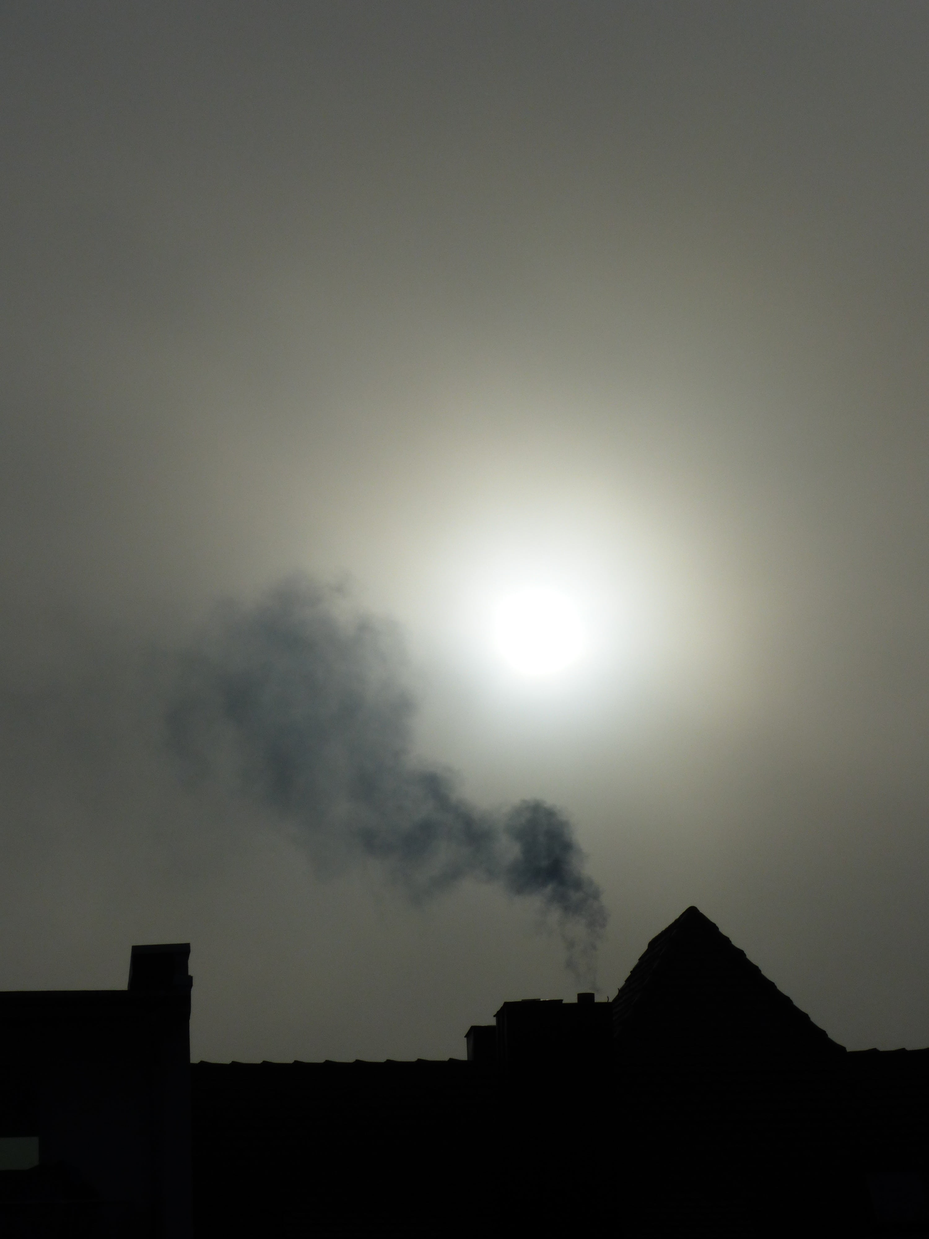 dark, smoke, building, silhouette, pollution, nature, night, storm, witching hour, darkness, architecture, 4K, gloomy, heat, cloud - Sky, slurry, creepy, Phone HD Wallpaper