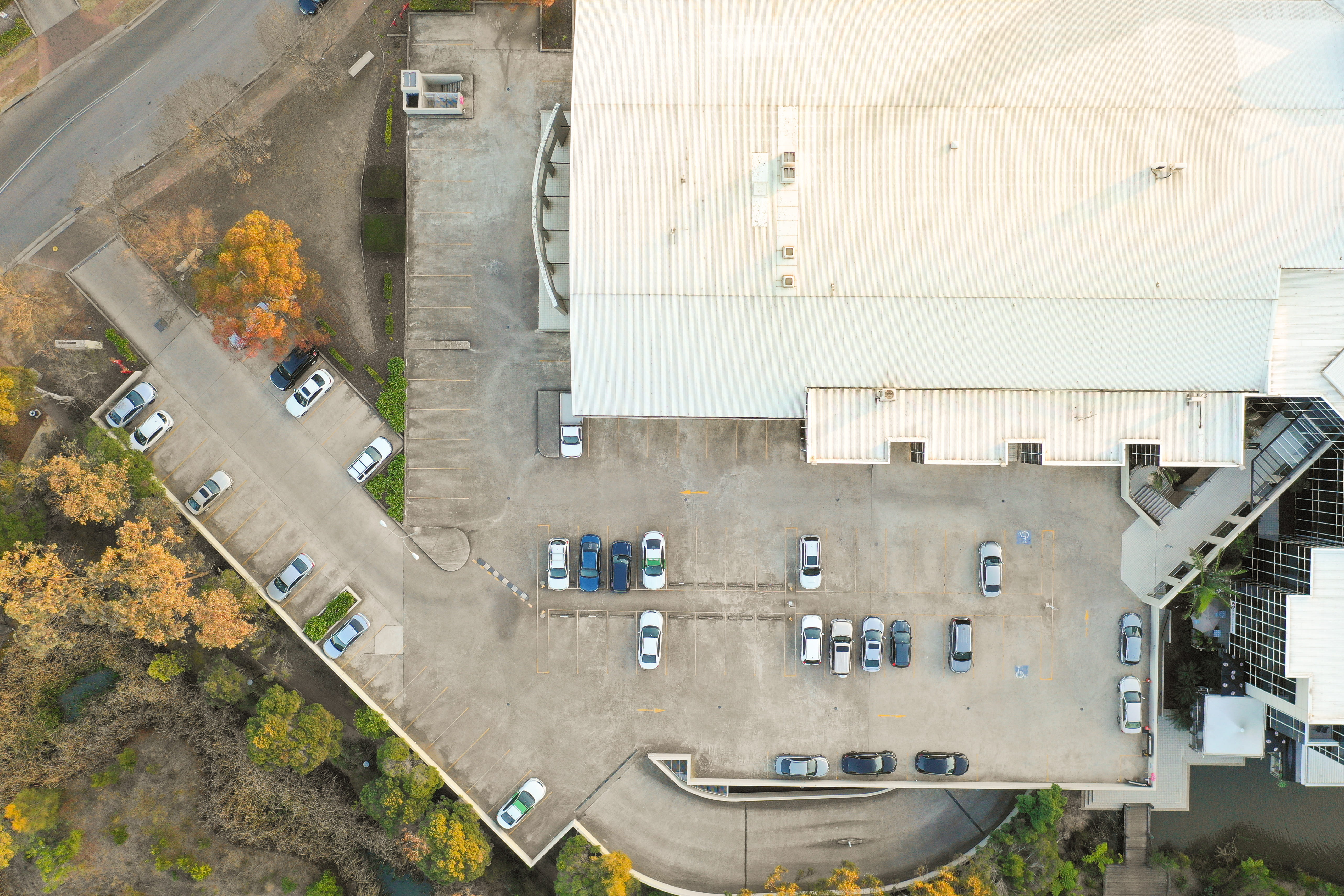 no people, outdoors, high angle view, carpark, australia, mode of transportation, high, street, motor vehicle, height, cars, land vehicle, car, directly above, HD Wallpaper