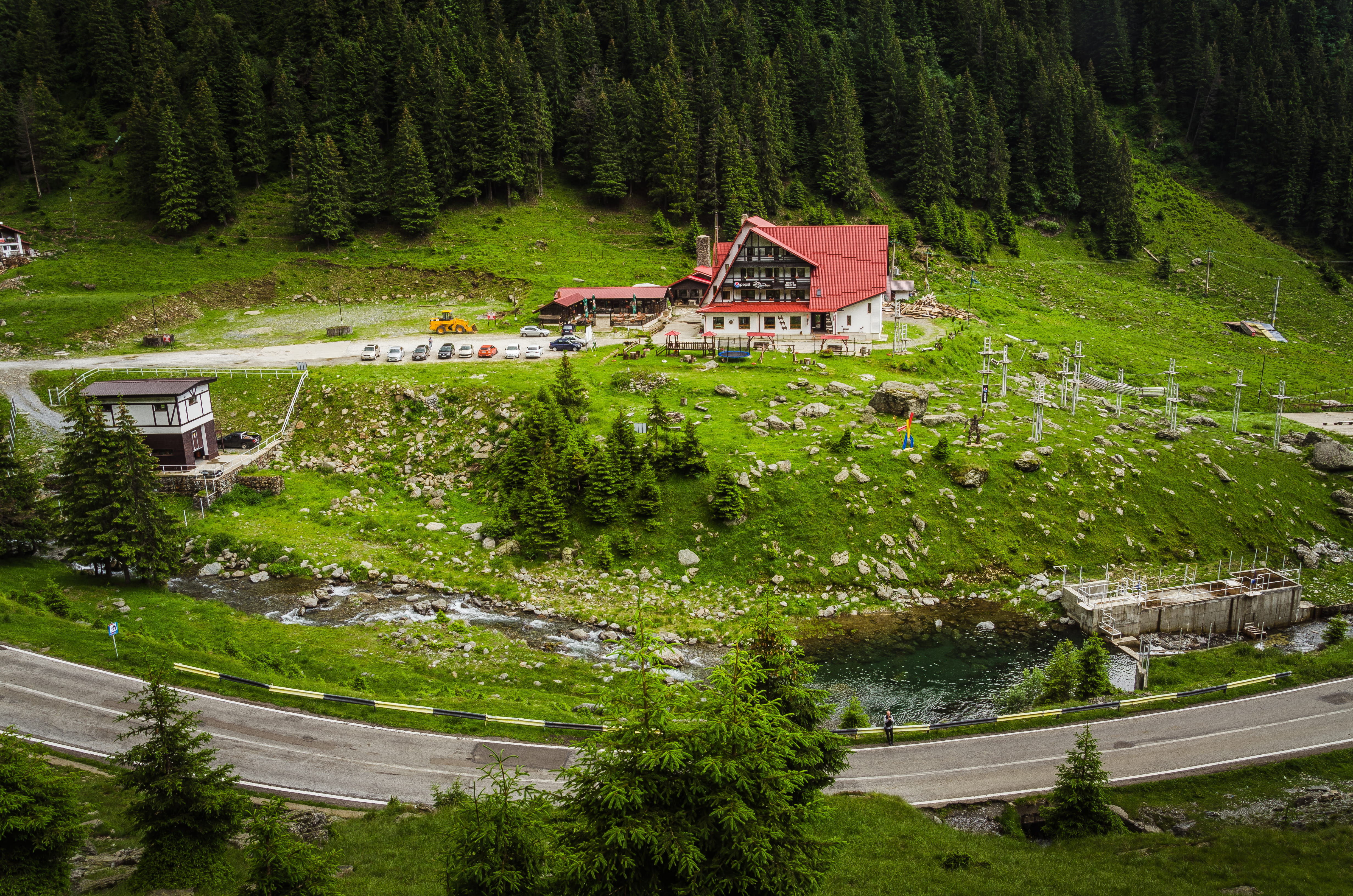 travel destinations, green color, flora, 4K, coniferous tree, romania, beauty in nature, mountain, rural, high angle view, surrounded, house, transfăgărășan, HD Wallpaper
