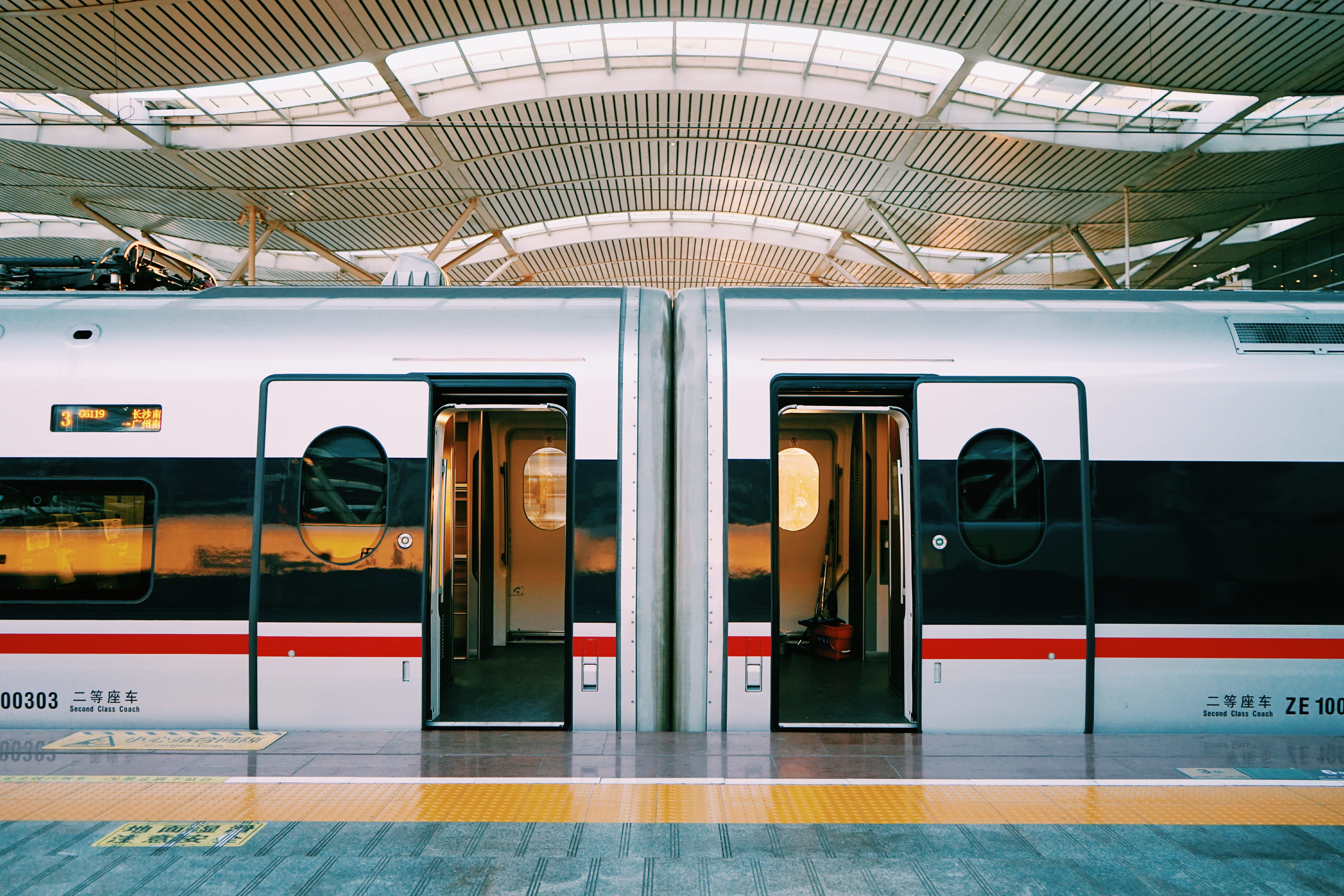 subway station, mode of transportation, 5K, train, station, modern, transportation, rail transportation, public transportation, opened, subway, indoors, HD Wallpaper