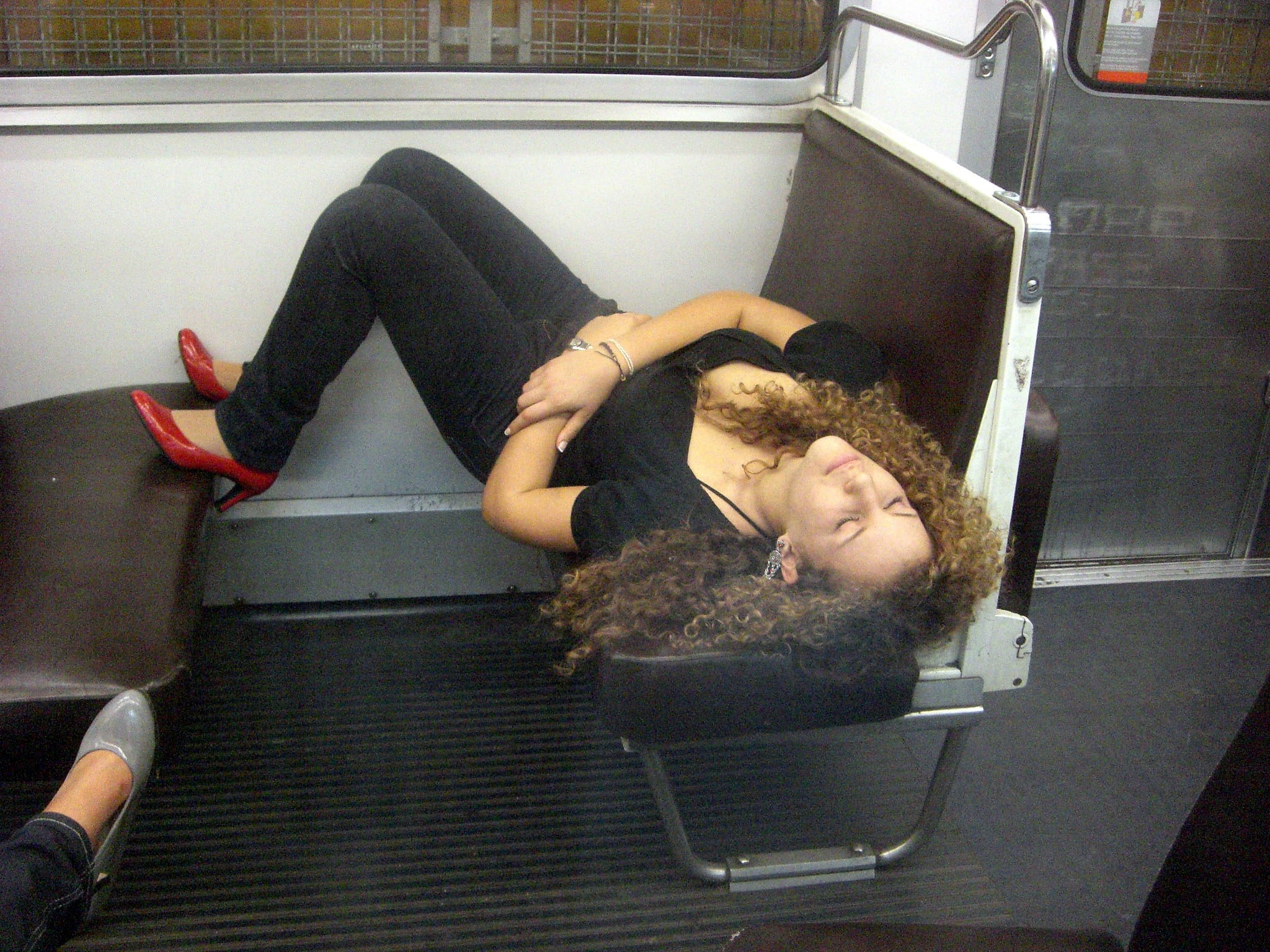 lying down, beautiful, one person, indoors, chair, armchair, girl, women, men, relaxed, adult, woman, red pumps, lifestyles, glamour, eyes closed, metro door, HD Wallpaper