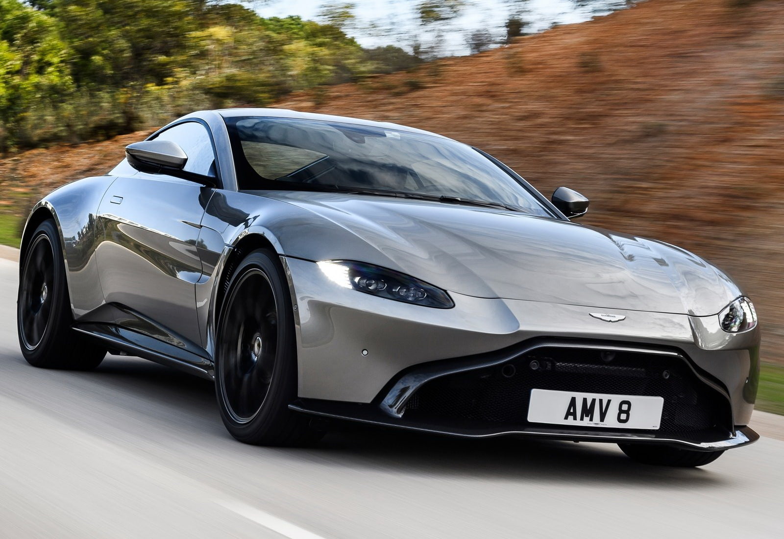 road, vantage, white color, text, mode of transportation, silver colored, competition, blurred motion, 720P, land vehicle, no people, motion, sports car, HD Wallpaper