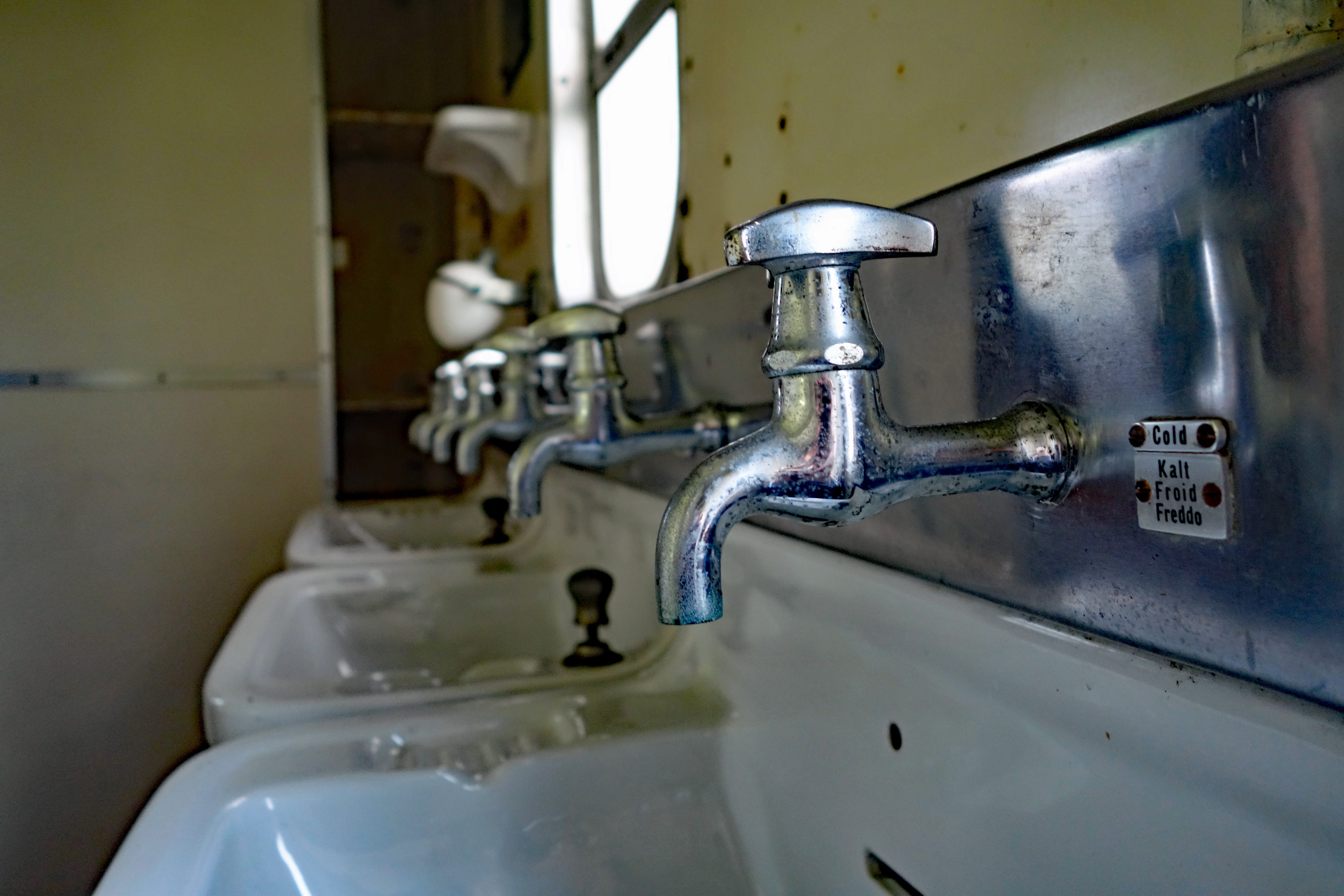 bathroom, faucet, water, metal, focus on foreground, close-up, home, day, domestic room, machinery, bathroom sink, washroom, hygiene, domestic kitchen, HD Wallpaper