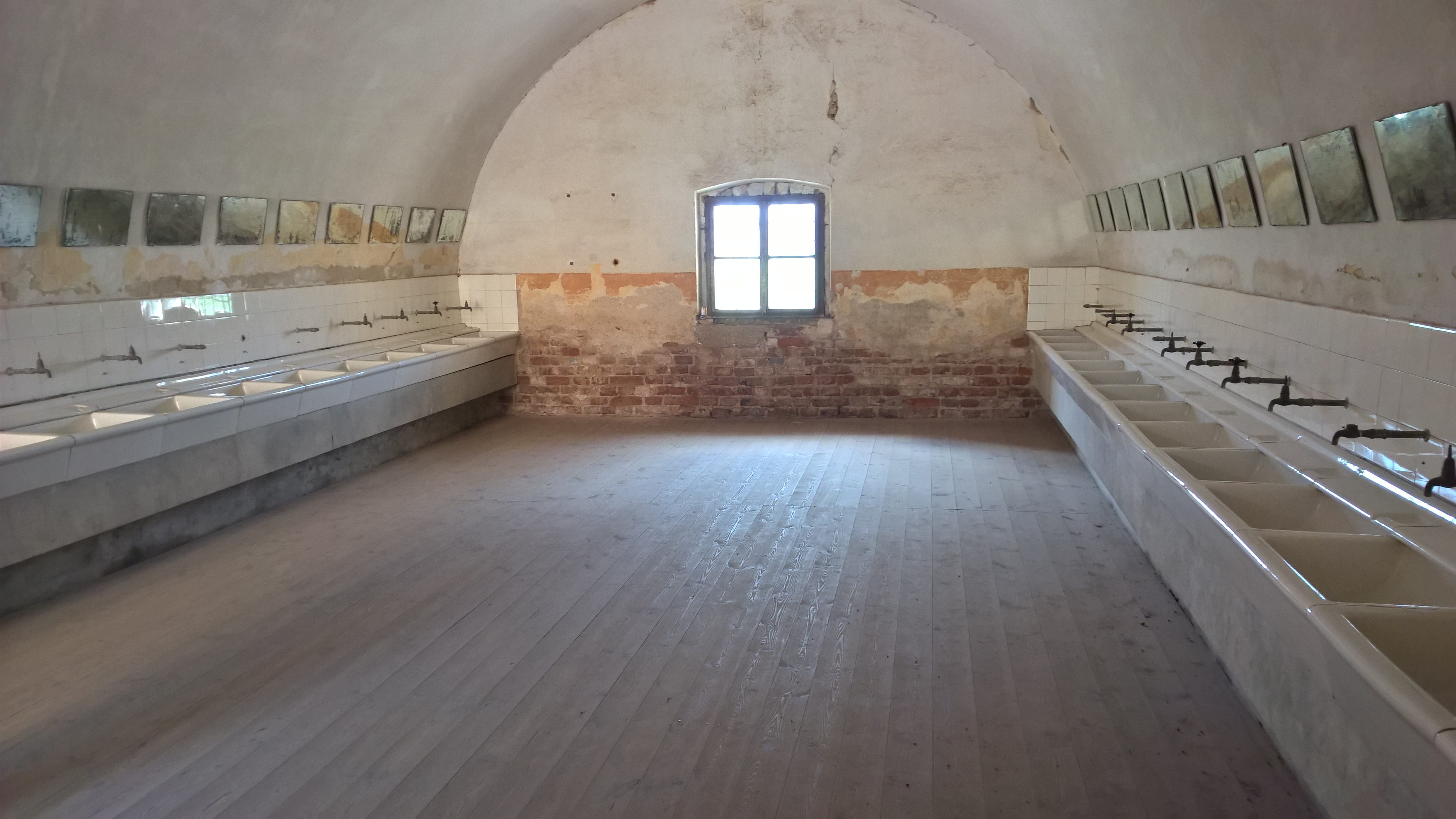 sunlight, no people, absence, architecture, building, washroom, community room, bathroom, memorial, indoors, small fortress, domestic room, kz, empty, ceiling, HD Wallpaper