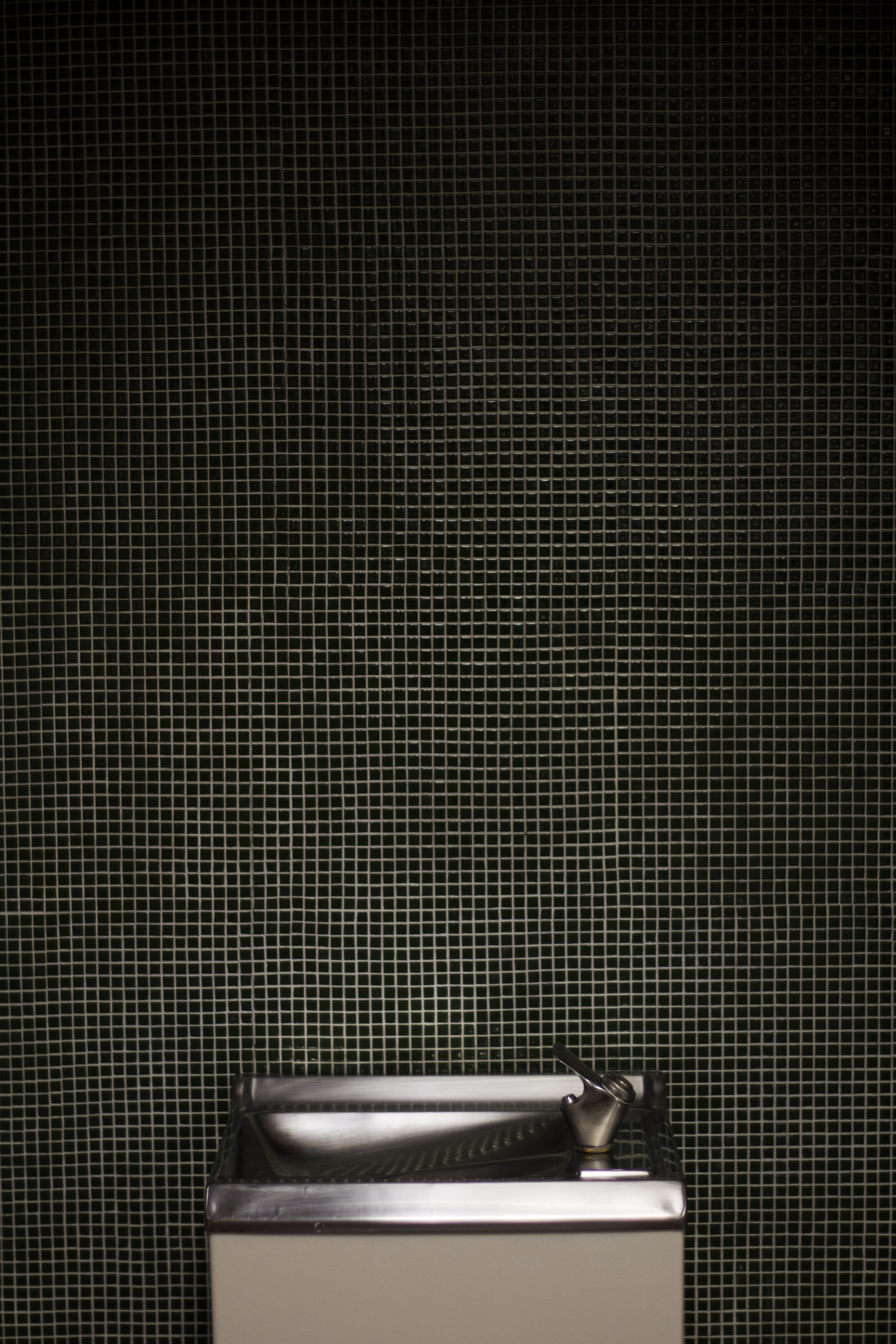 washroom, pattern, music, basin, close-up, no people, behind, hygiene, studio shot, textured, washbasin, design, sink, sanitary, ceramic, gray, audio equipment, Phone HD Wallpaper