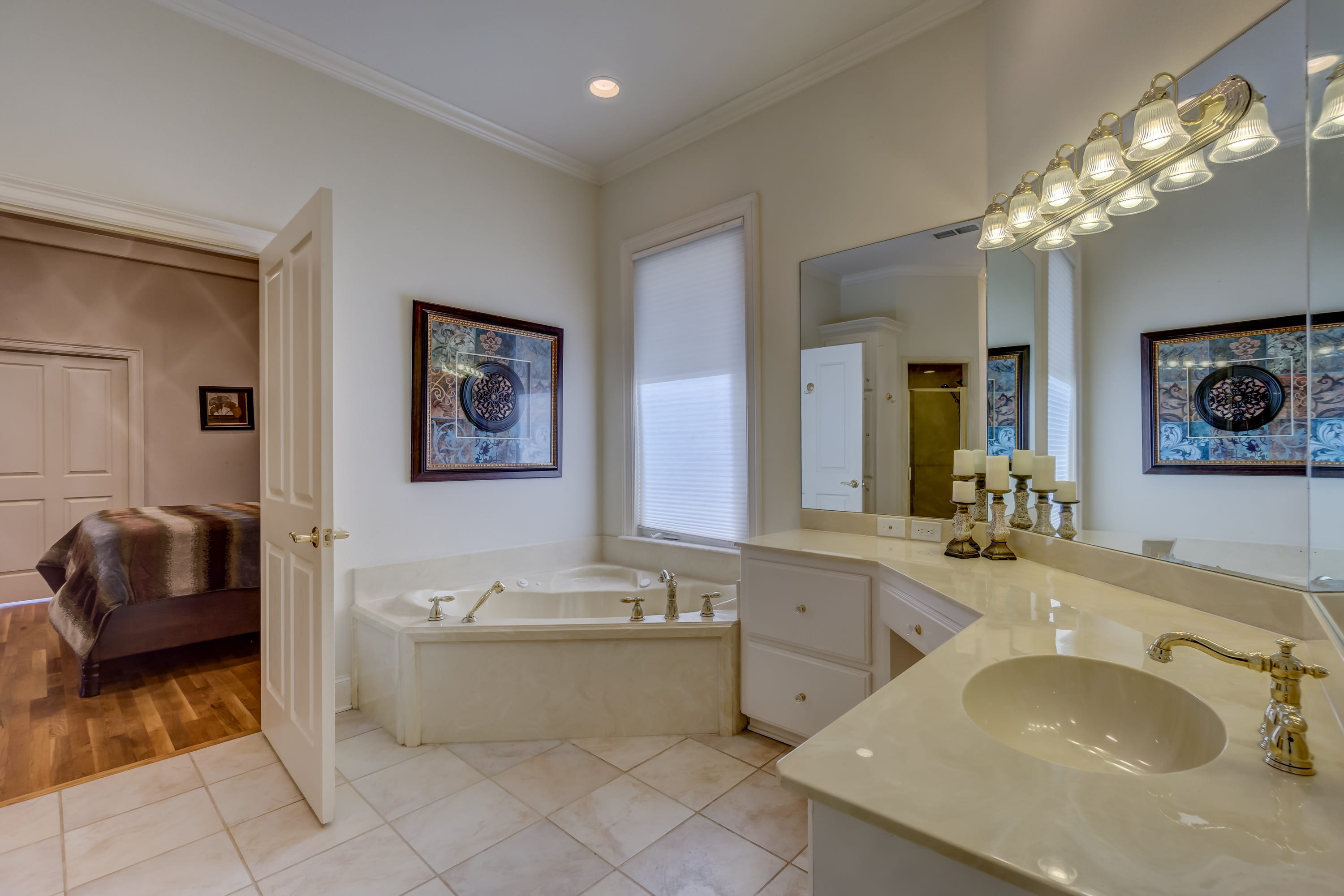 residential, contemporary, ceiling, sink, no people, architecture, bathroom, faucet, bathtub, clean, elegance, indoors, estate, 2K, lavatory, building, HD Wallpaper