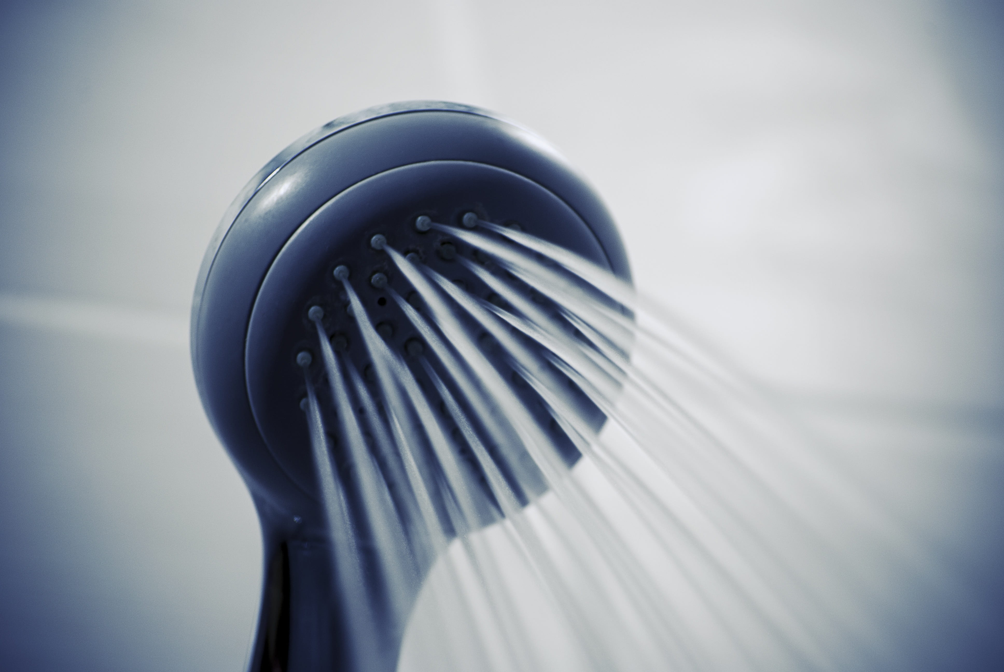 day, focus on foreground, indoors, electricity, washstand, opened, close-up, extreme close-up, motion, refreshing, hygiene, studio shot, metal, washing, HD Wallpaper