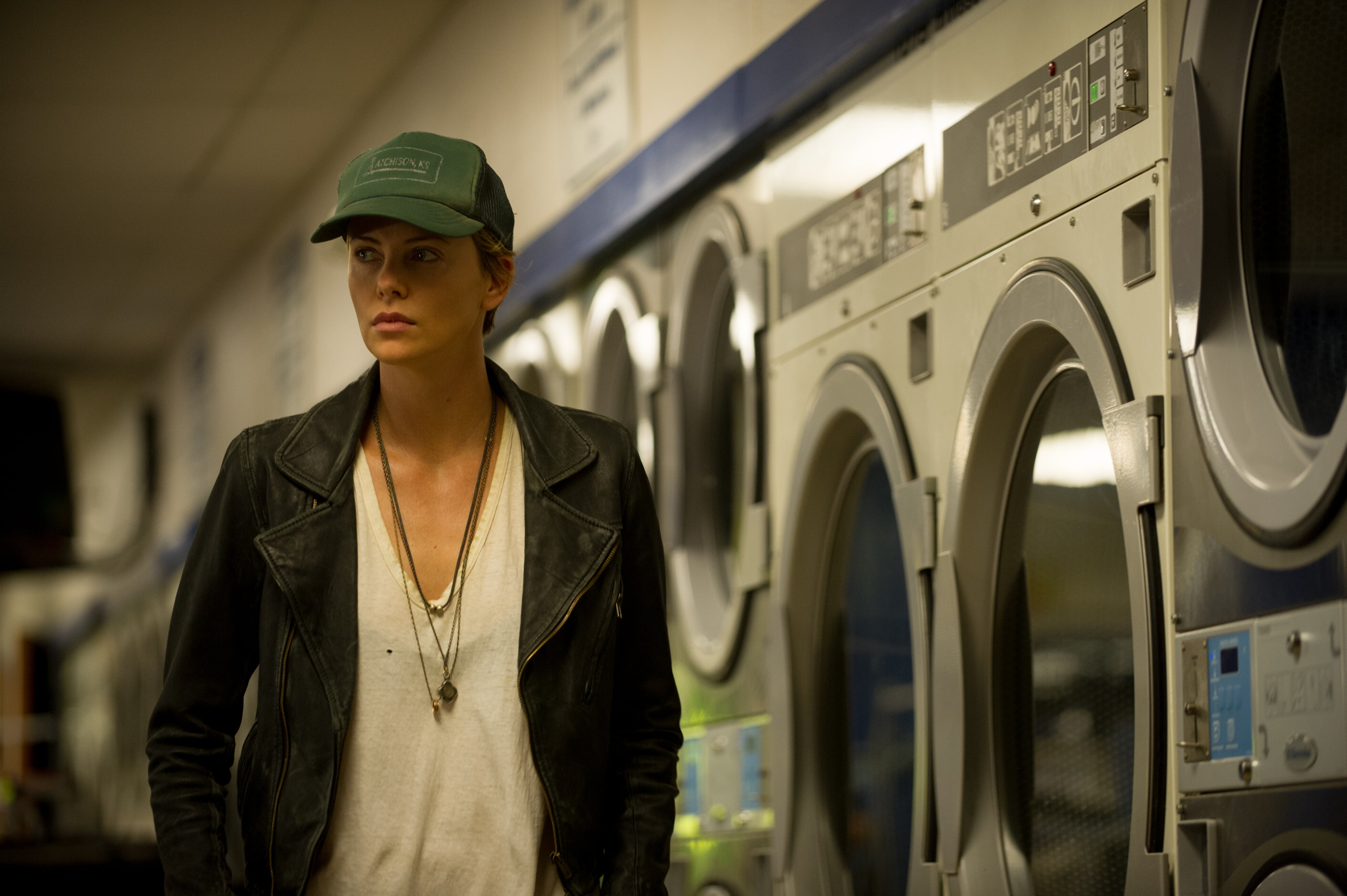 libby day, adults Only, portrait, one Person, lifestyles, looking, shirt, caucasian Ethnicity, leather, charlize theron, machinery, responsibility, working, HD Wallpaper
