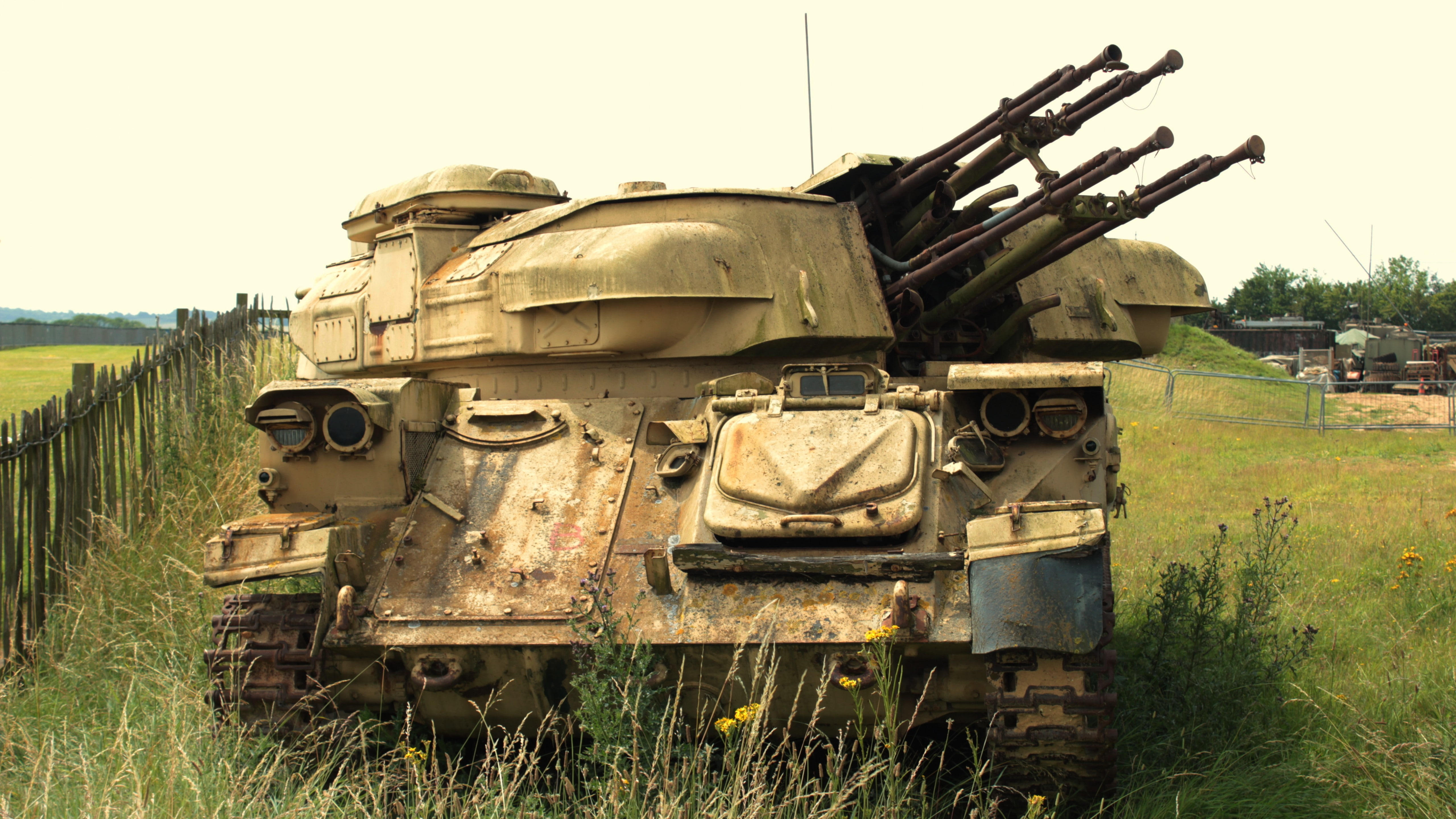 sewing machine, 5K, USSR, green, anti-aircraft, gun, Shilka, grasses, fence, SPAAG, Russia, combat, tank, brown, wooden, field, ZSU-23-4, HD Wallpaper