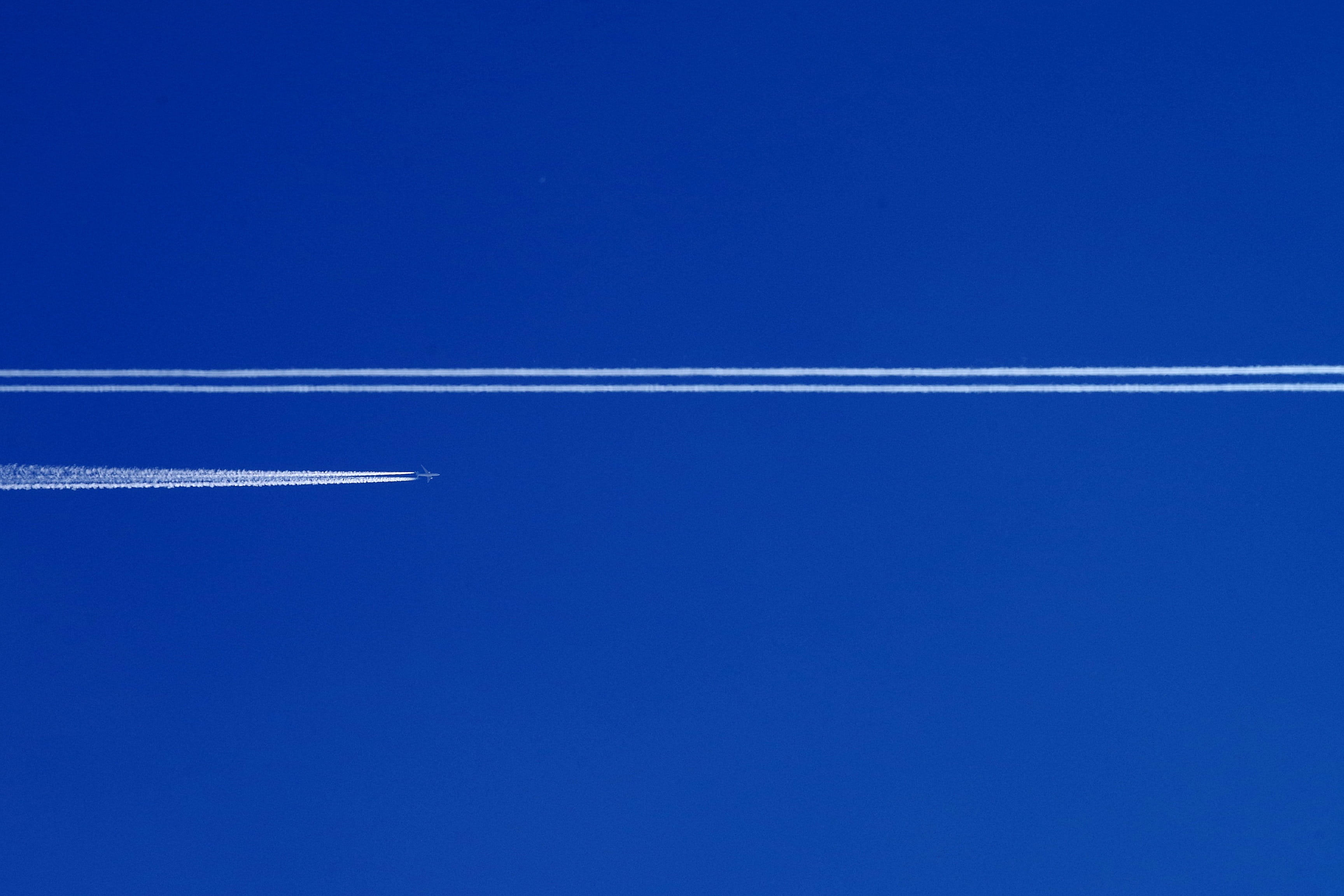 travel, motion, on the move, plane, airplane, sunny, contrail, emission nebula, aerospace industry, vapor trail, blue, no people, sky, air vehicle, smoke - physical structure, HD Wallpaper