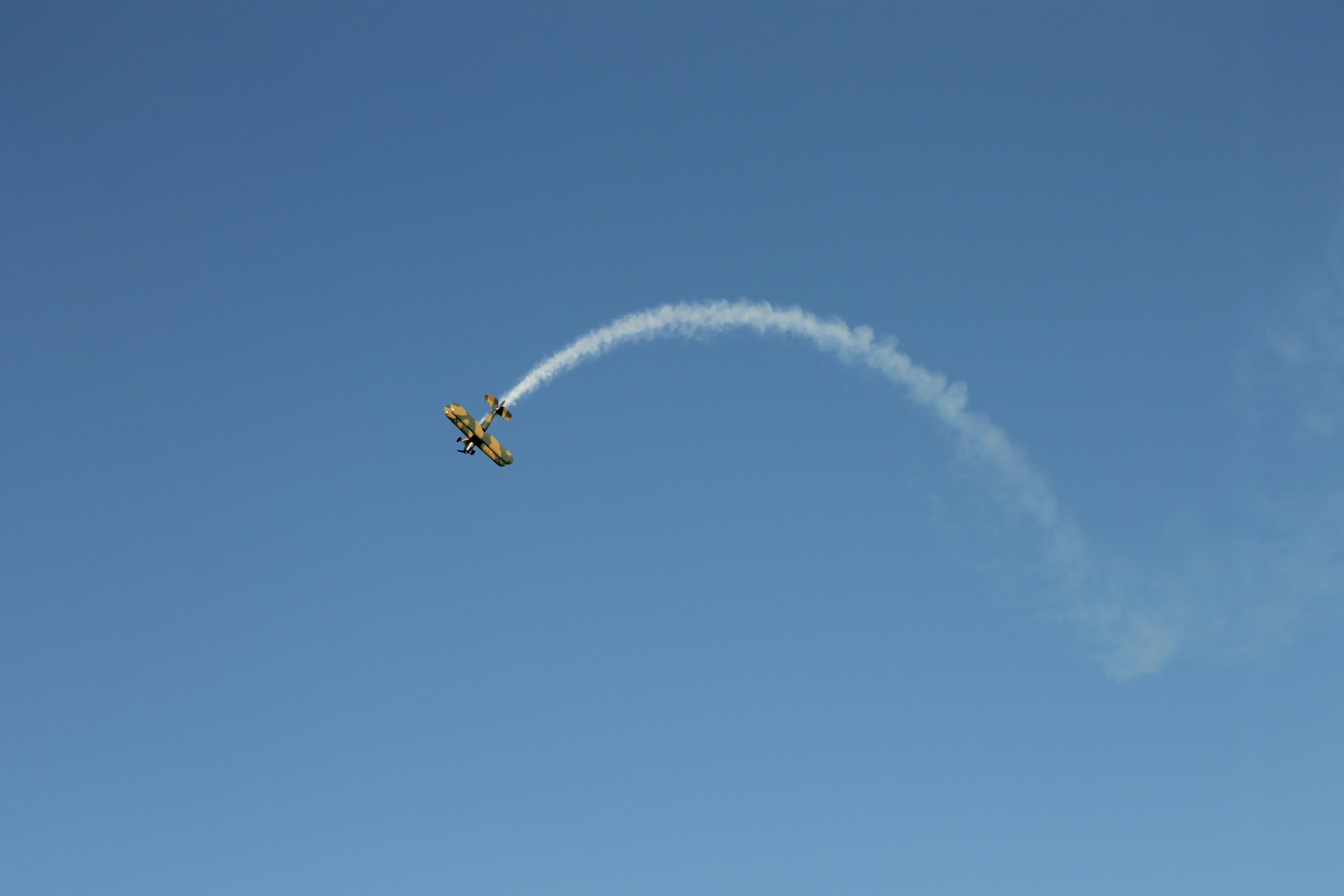 aerobatics, flying, flight, propeller, transportation, flugshow, double decker, aircraft, on the move, low angle view, mode of transportation, sky, airshow, HD Wallpaper
