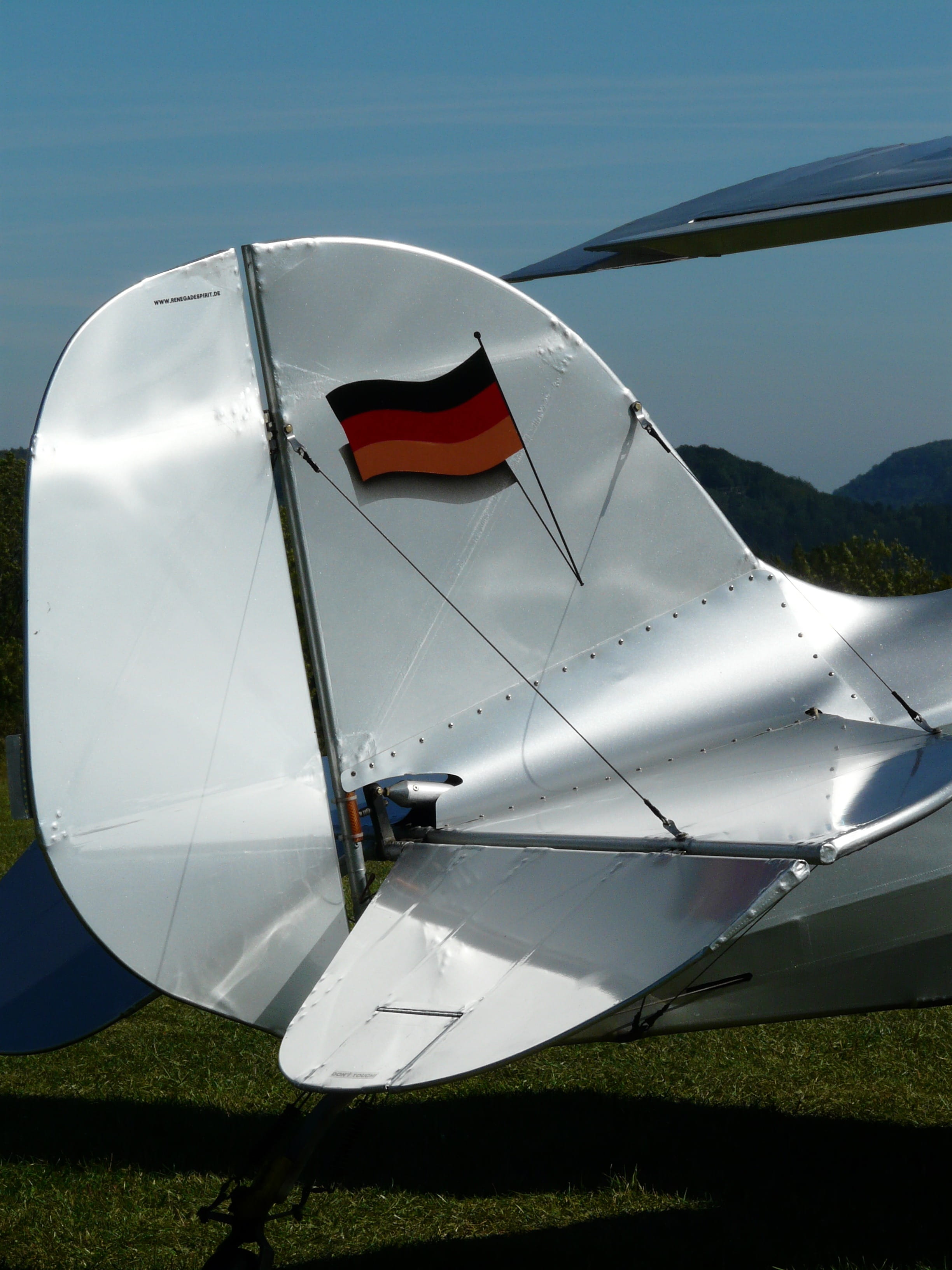 transportation, germany, aircraft wing, day, land, airplane, sunlight, travel, 2K, mode of transportation, plant, Aerobatics, shiny, aerospace industry, Phone HD Wallpaper