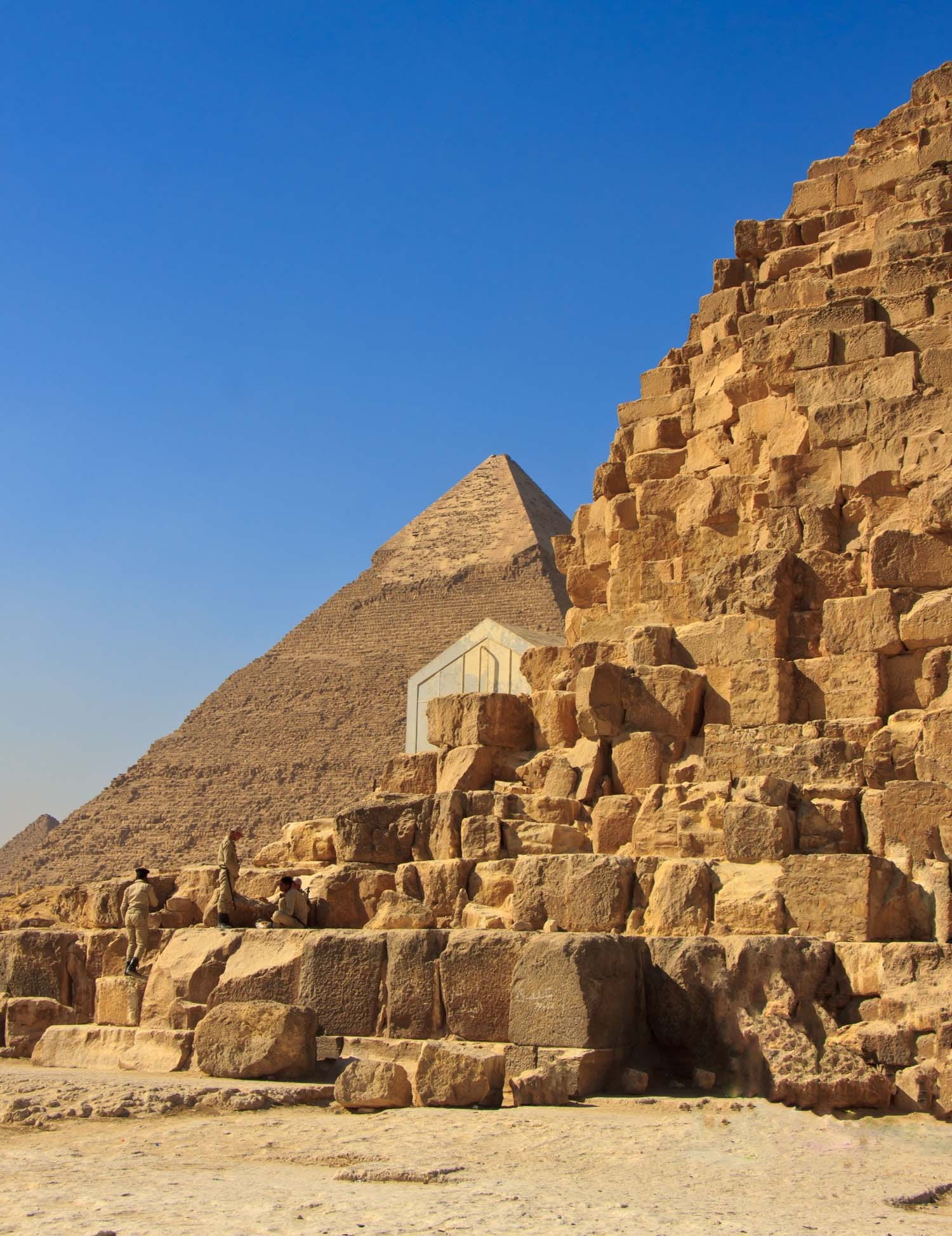 sky, egypt, day, pharaoh, pyramid, copy space, outdoors, travel destinations, built structure, travel, ancient, tourism, building exterior, egyptian, pyramids, Phone HD Wallpaper