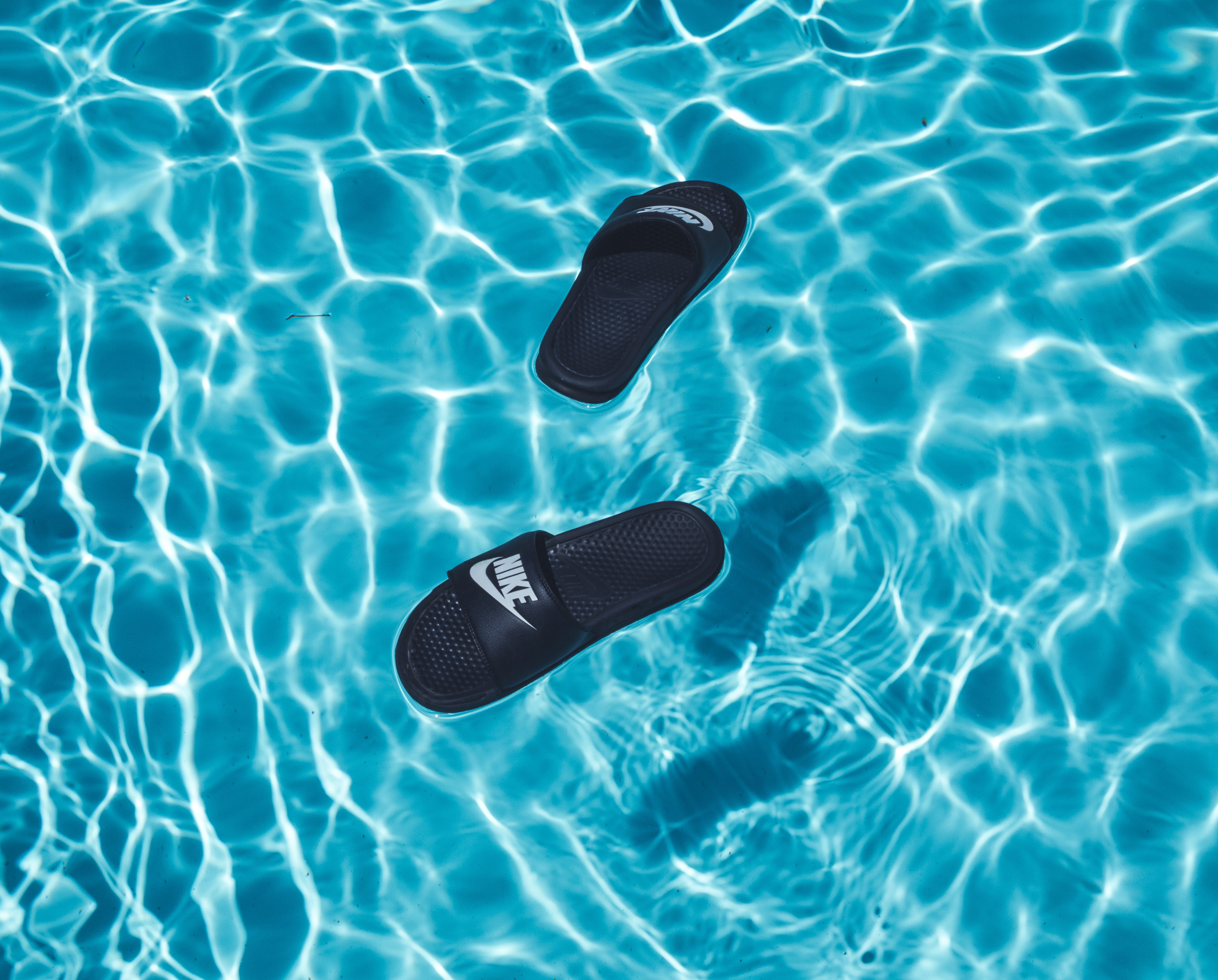 shadow, high angle view, slipper, water, color, slip on, nike, sandals, reflection, minimal, black, jesu, swimming, floating on water, nature, float, pair, HD Wallpaper