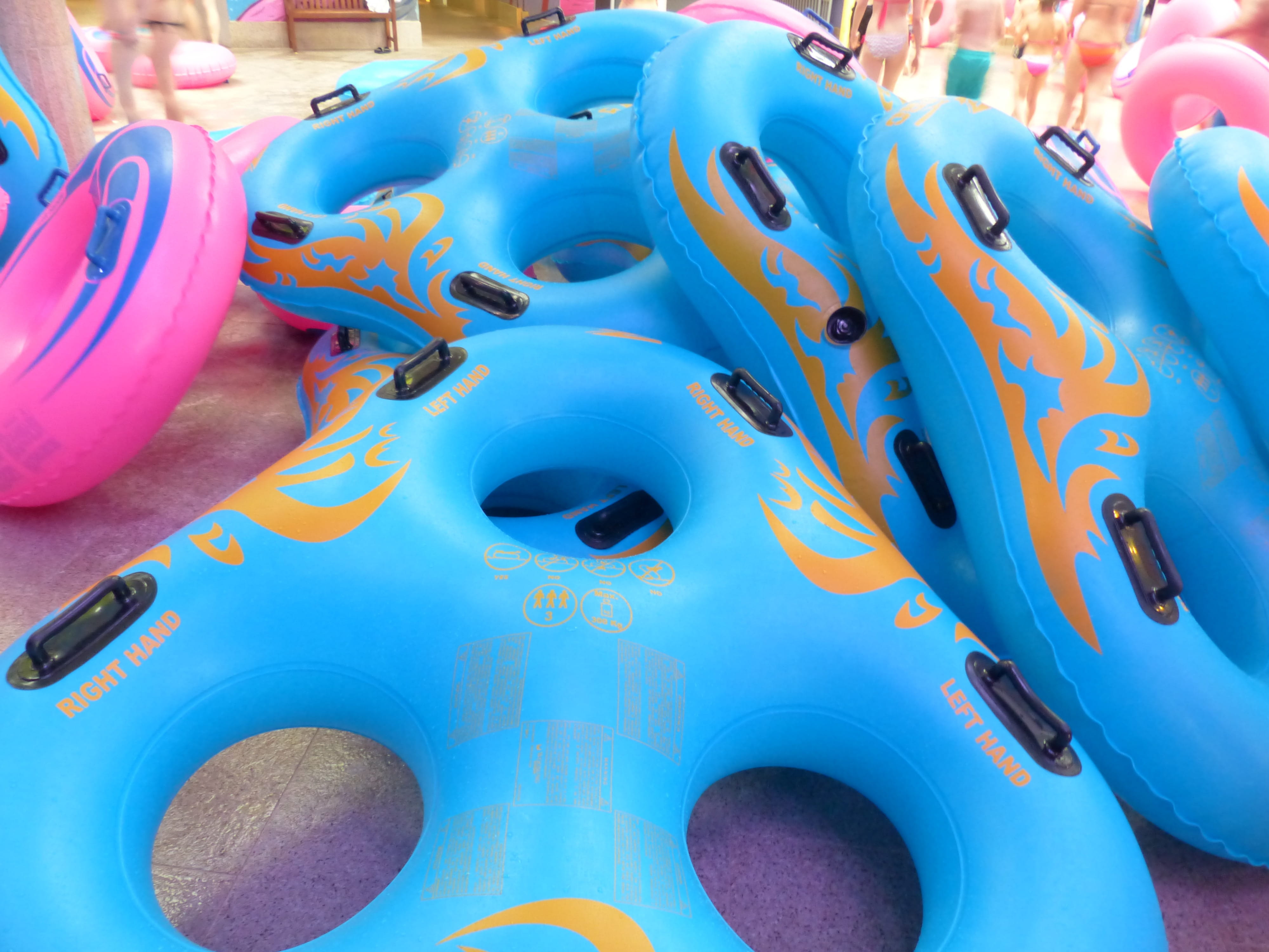 animal representation, water, three ring, family fun, representation, still life, no people, festival, double ring, variation, pleasure, fun, art and craft, HD Wallpaper